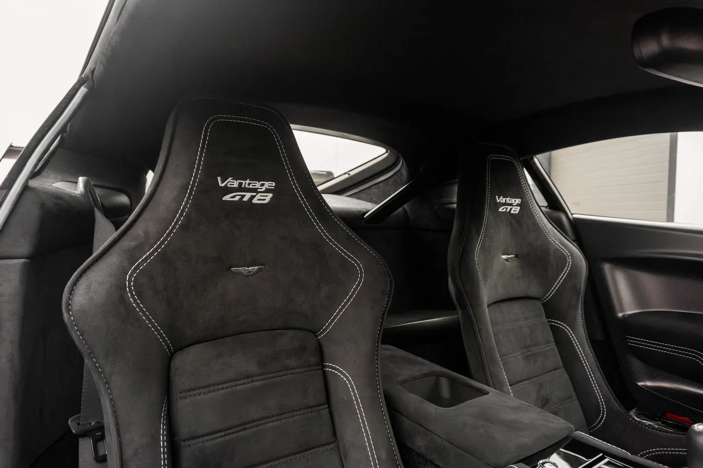 2017 Aston Martin Vantage GT8 angeboten von einem Supersportwagenhändler in Woerden, Niederlande, Foto 4 von 25