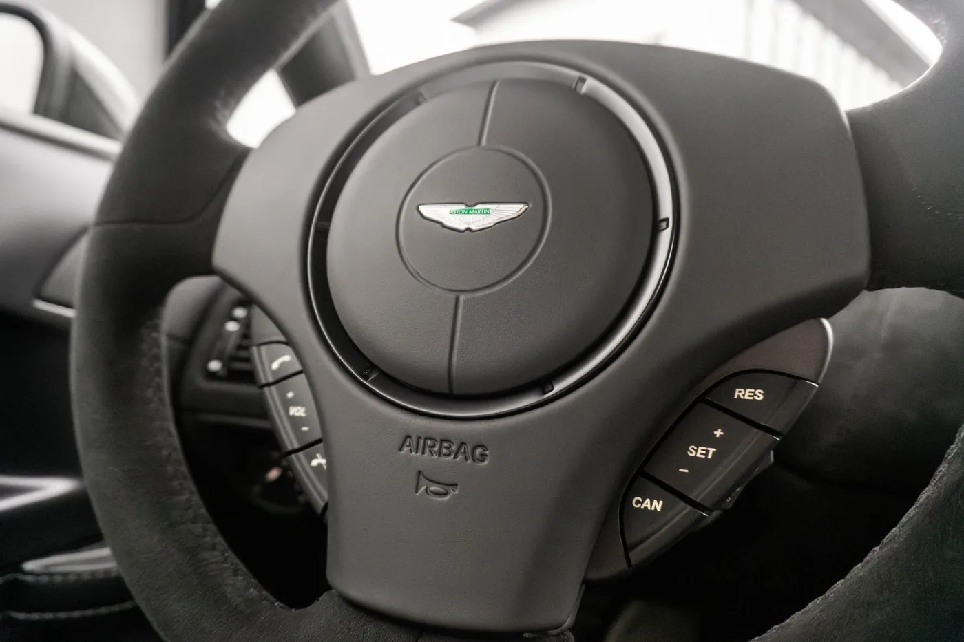 2017 Aston Martin Vantage GT8 angeboten von einem Supersportwagenhändler in Woerden, Niederlande, Foto 7 von 25