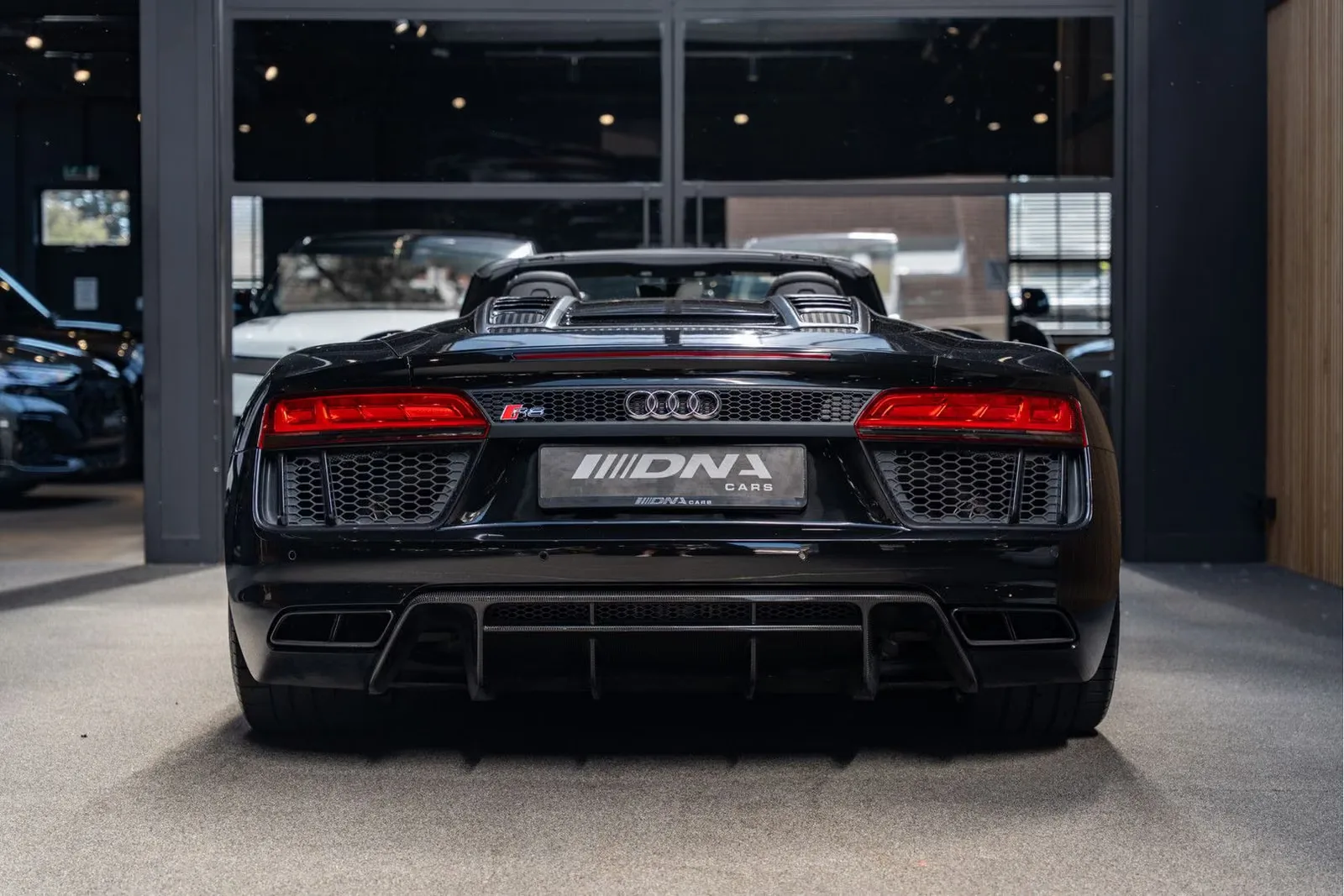 2017 Audi R8 Spyder V10, 3/30