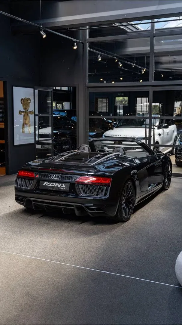 2017 Audi R8 Spyder V10, 16/30
