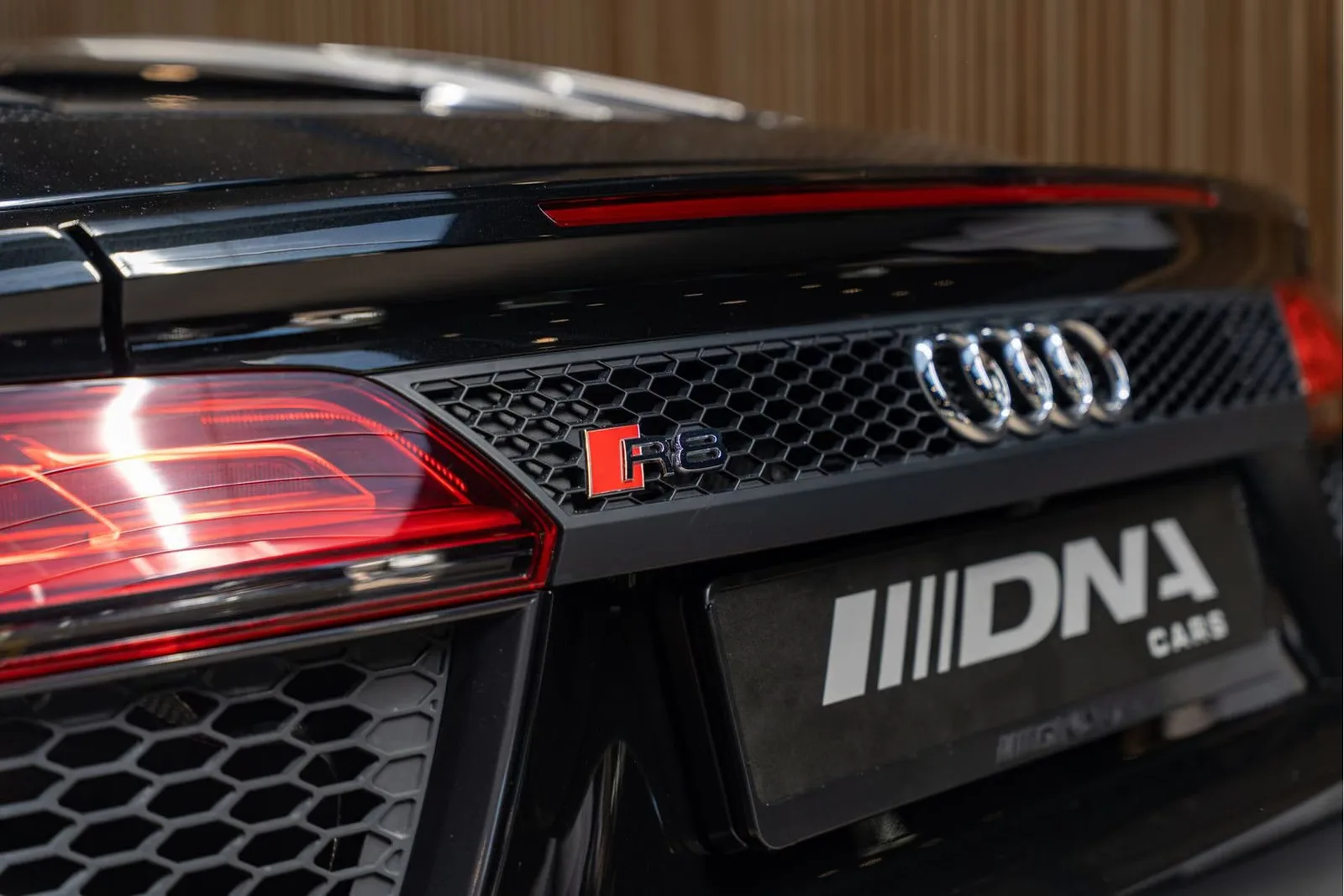2017 Audi R8 Spyder V10, 18/30