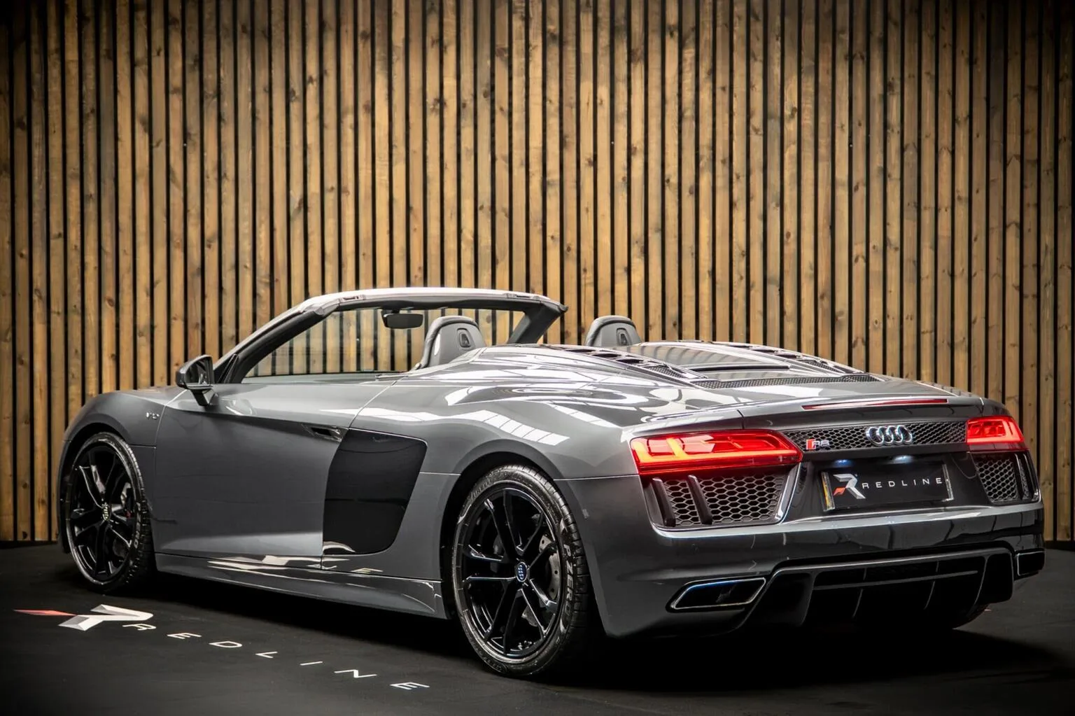 2017 Audi R8 Spyder V10, 3/30