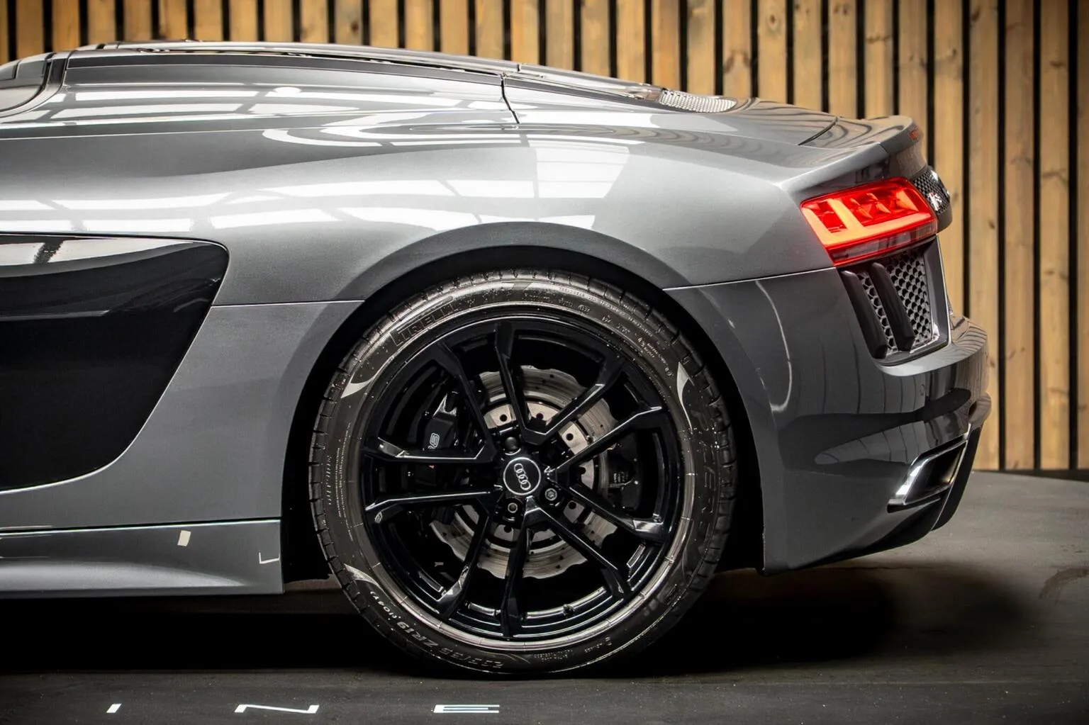 2017 Audi R8 Spyder V10, 18/30