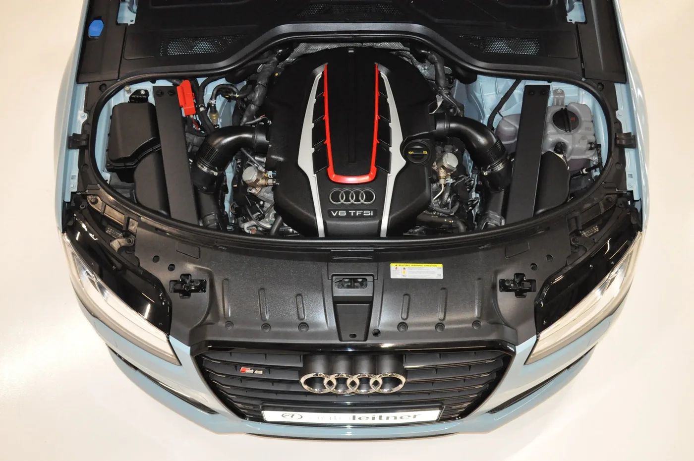2017 Audi S8 plus offered by a collector car dealer in Alkmaar, Netherlands, photo 4 of 15