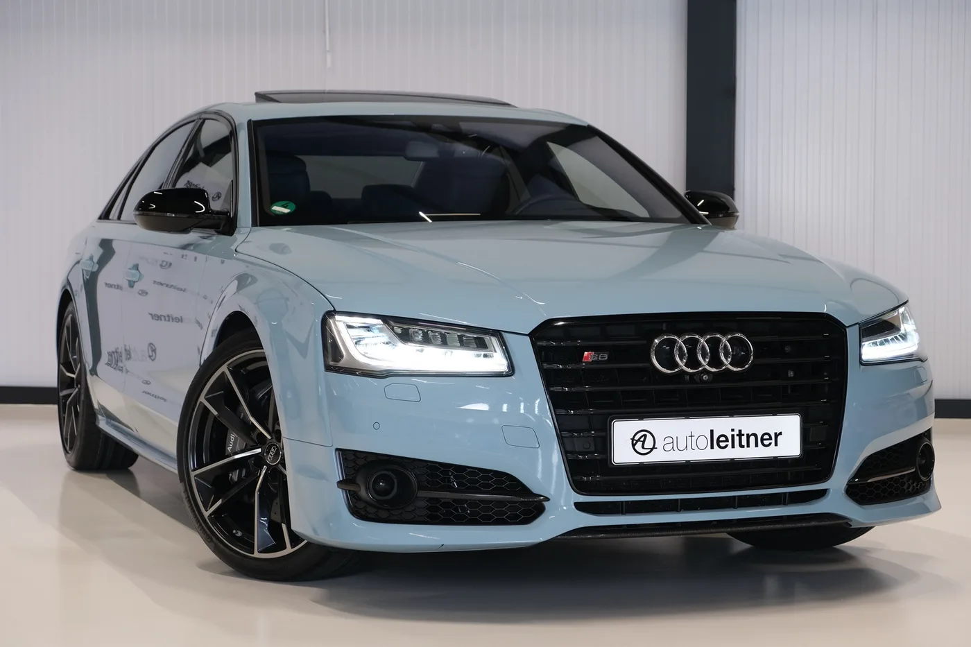 2017 Audi S8 plus offered by a collector car dealer in Alkmaar, Netherlands, photo 5 of 15