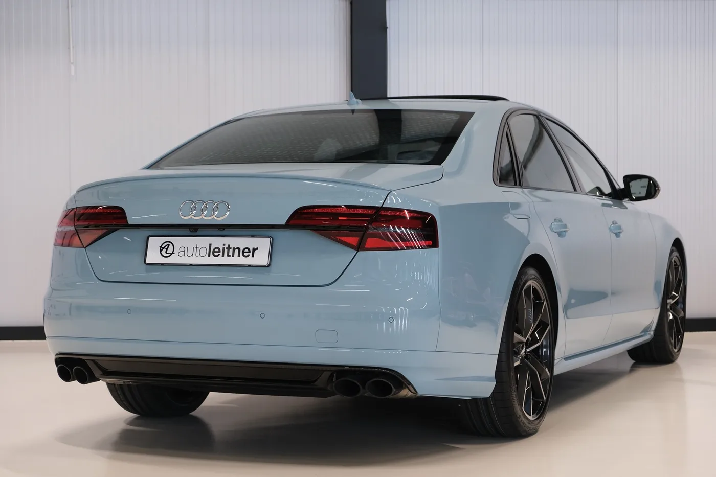 2017 Audi S8 plus offered by a collector car dealer in Alkmaar, Netherlands, photo 7 of 15