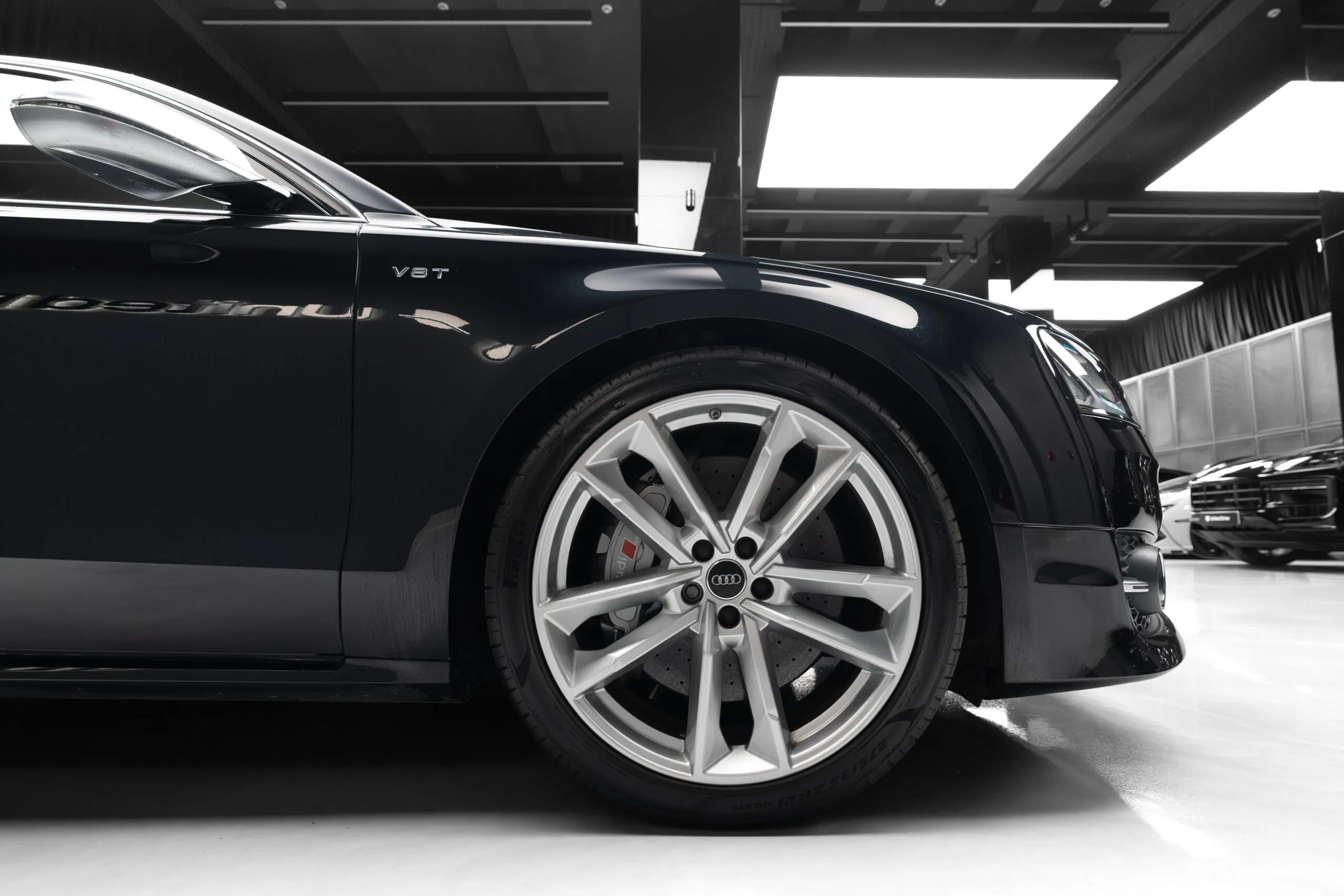 2017 Audi S8 plus, 5/30