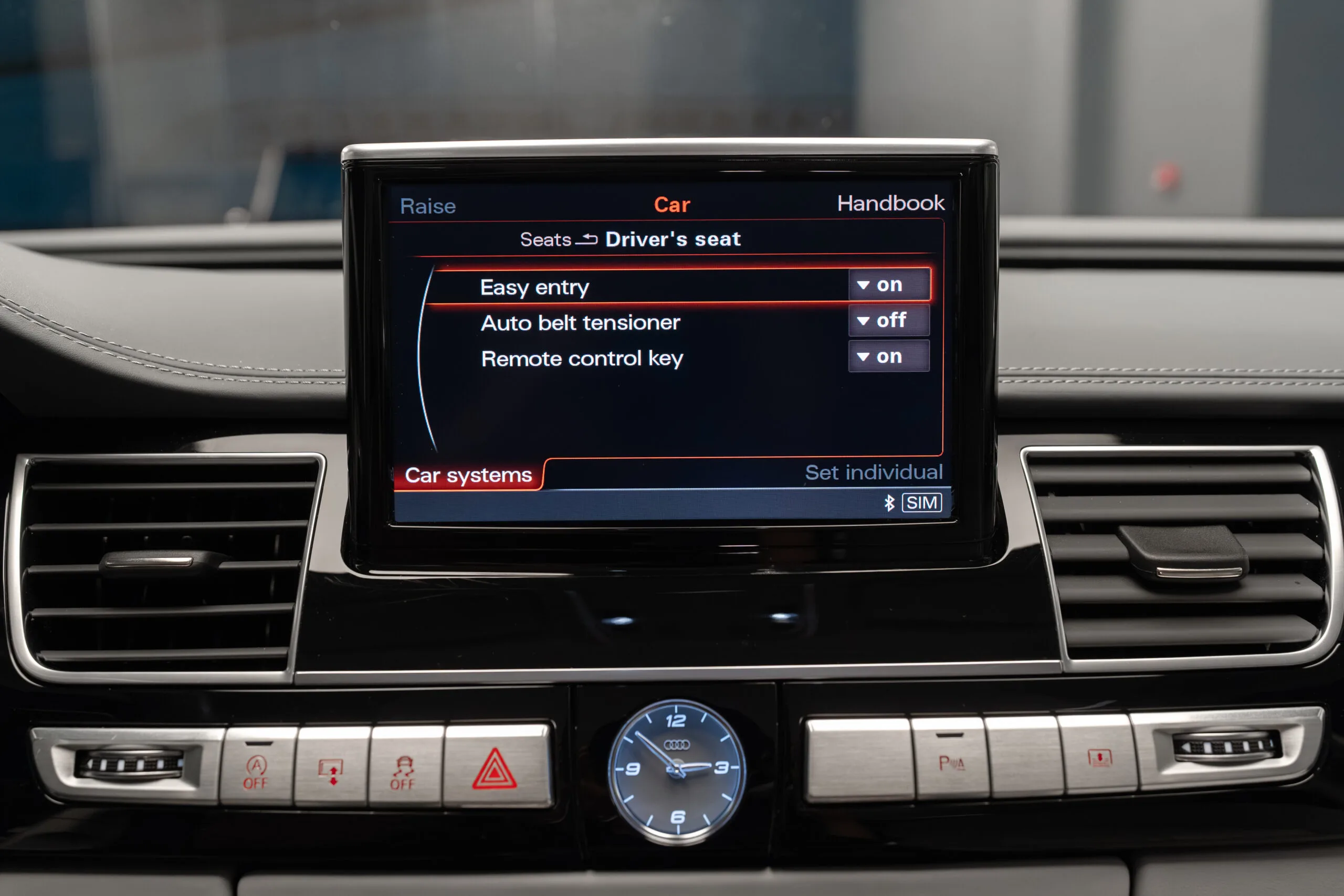 2017 Audi S8 plus, 20/30