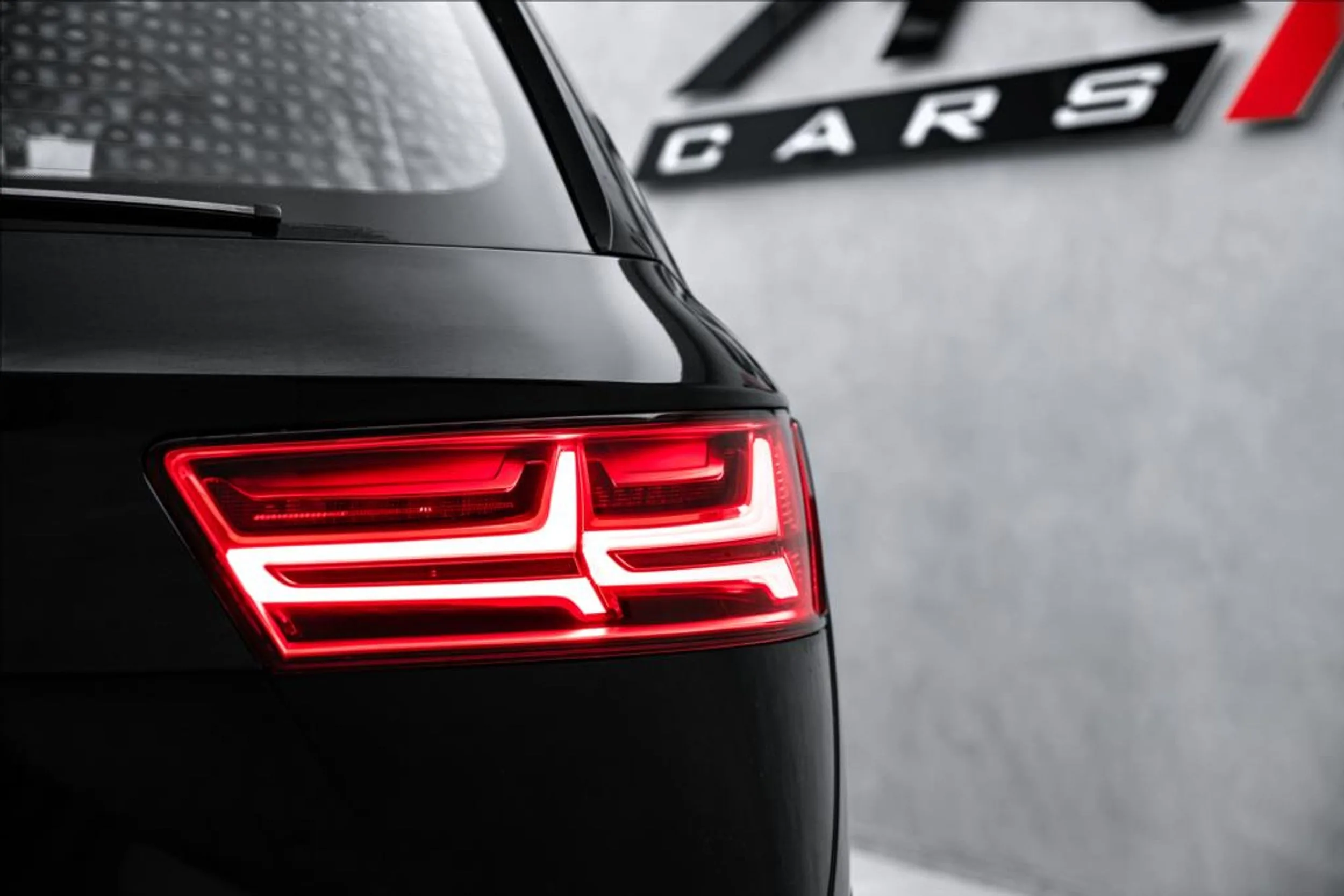 2017 Audi SQ7, 8/23