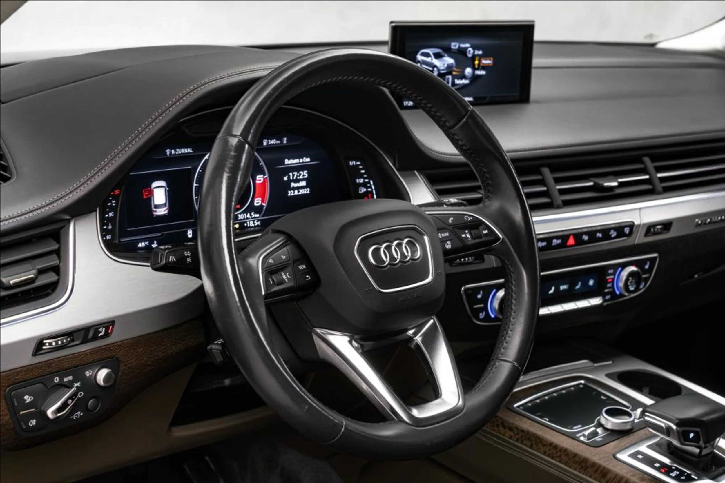 2017 Audi SQ7, 14/23
