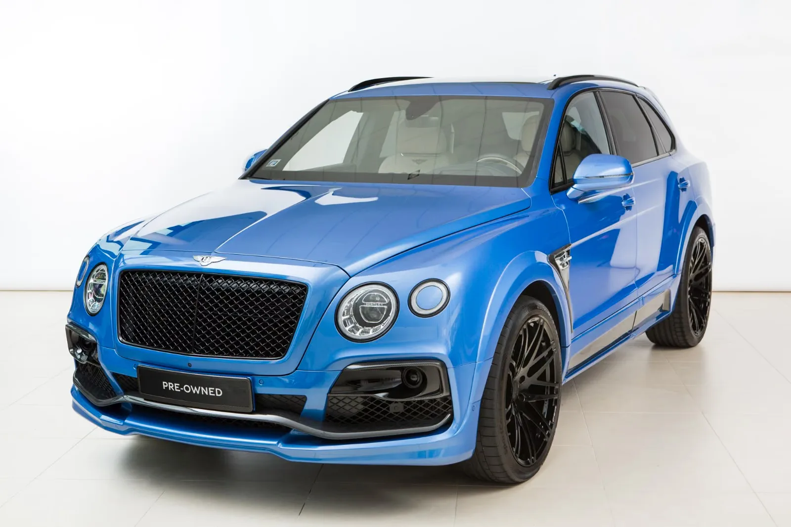2017 Bentley Bentayga W12 Startech proposée par un concessionnaire spécialisé à Riga, Lettonie, photo principale