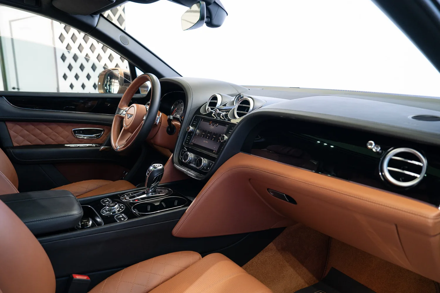 2017 Bentley Bentayga, 11/13