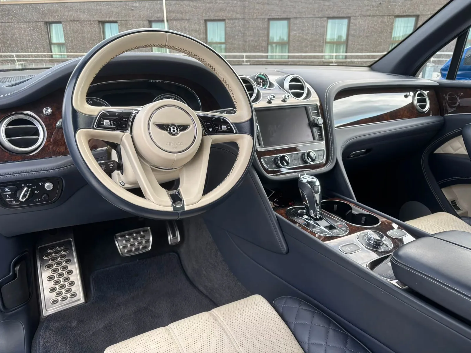 2017 Bentley Bentayga Diesel, 11/30