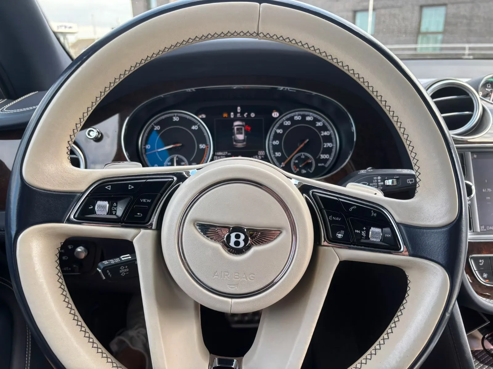 2017 Bentley Bentayga Diesel, 12/30