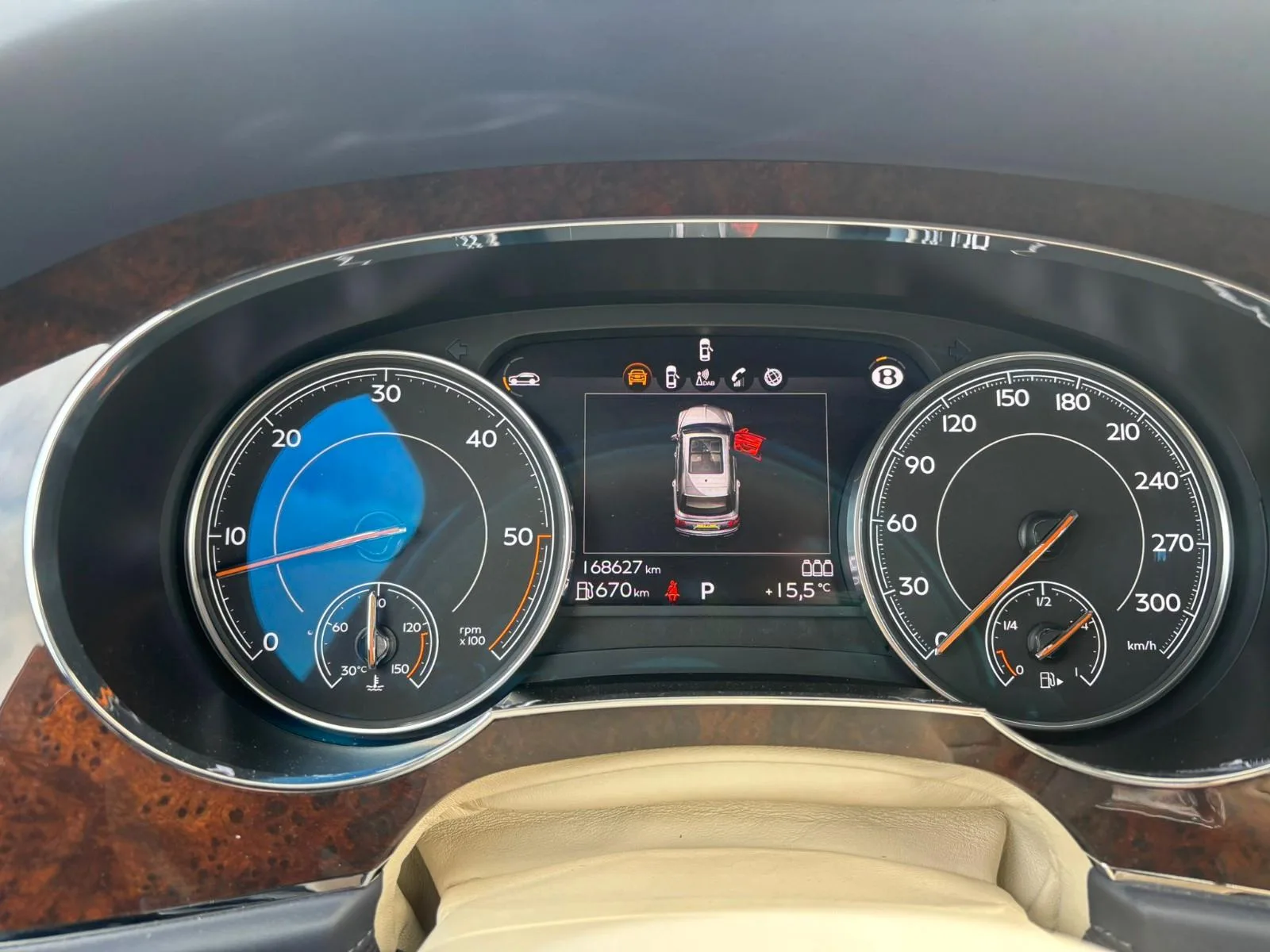 2017 Bentley Bentayga Diesel, 13/30