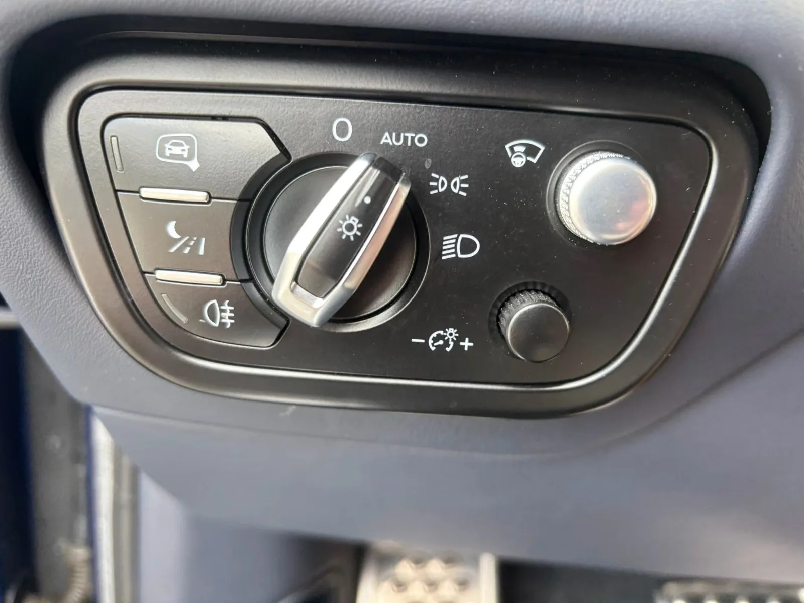 2017 Bentley Bentayga Diesel, 14/30