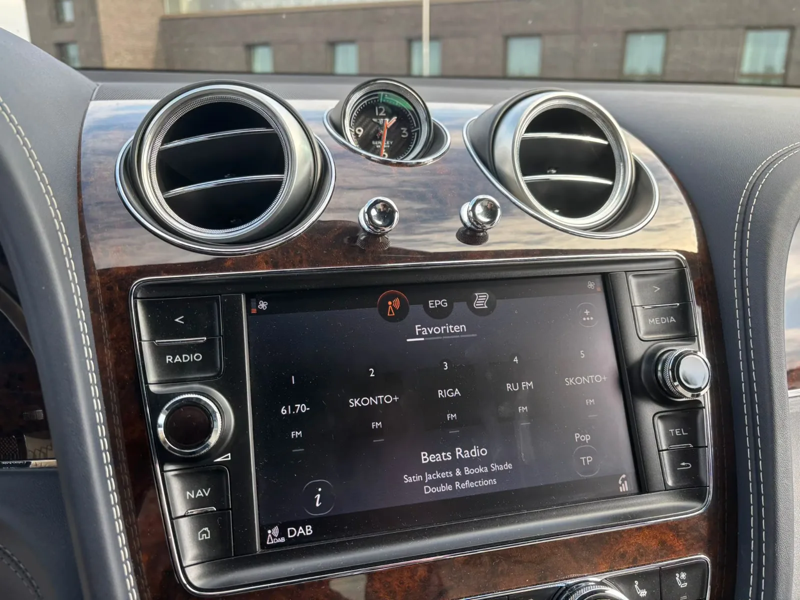 2017 Bentley Bentayga Diesel, 16/30