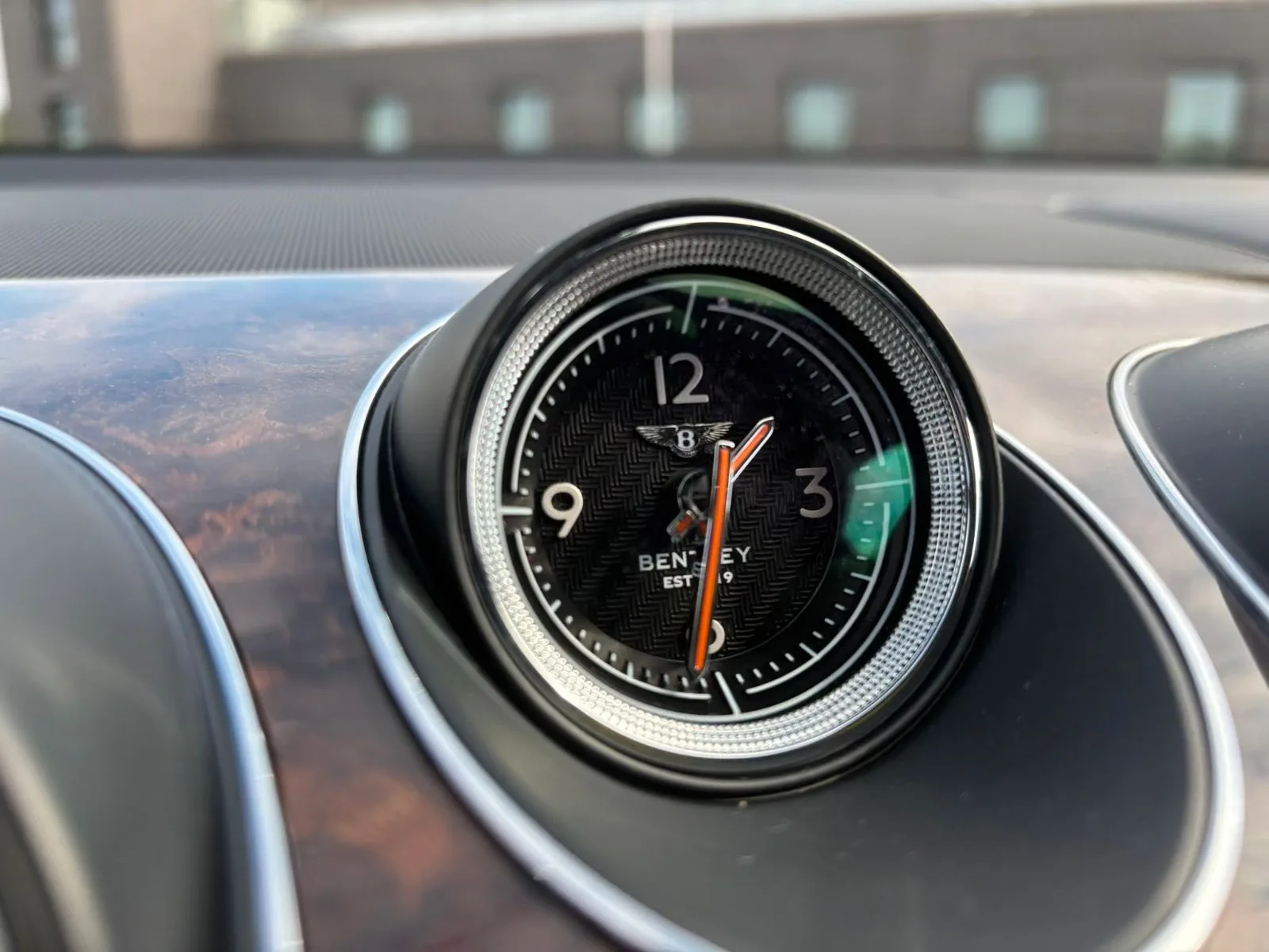 2017 Bentley Bentayga Diesel, 17/30