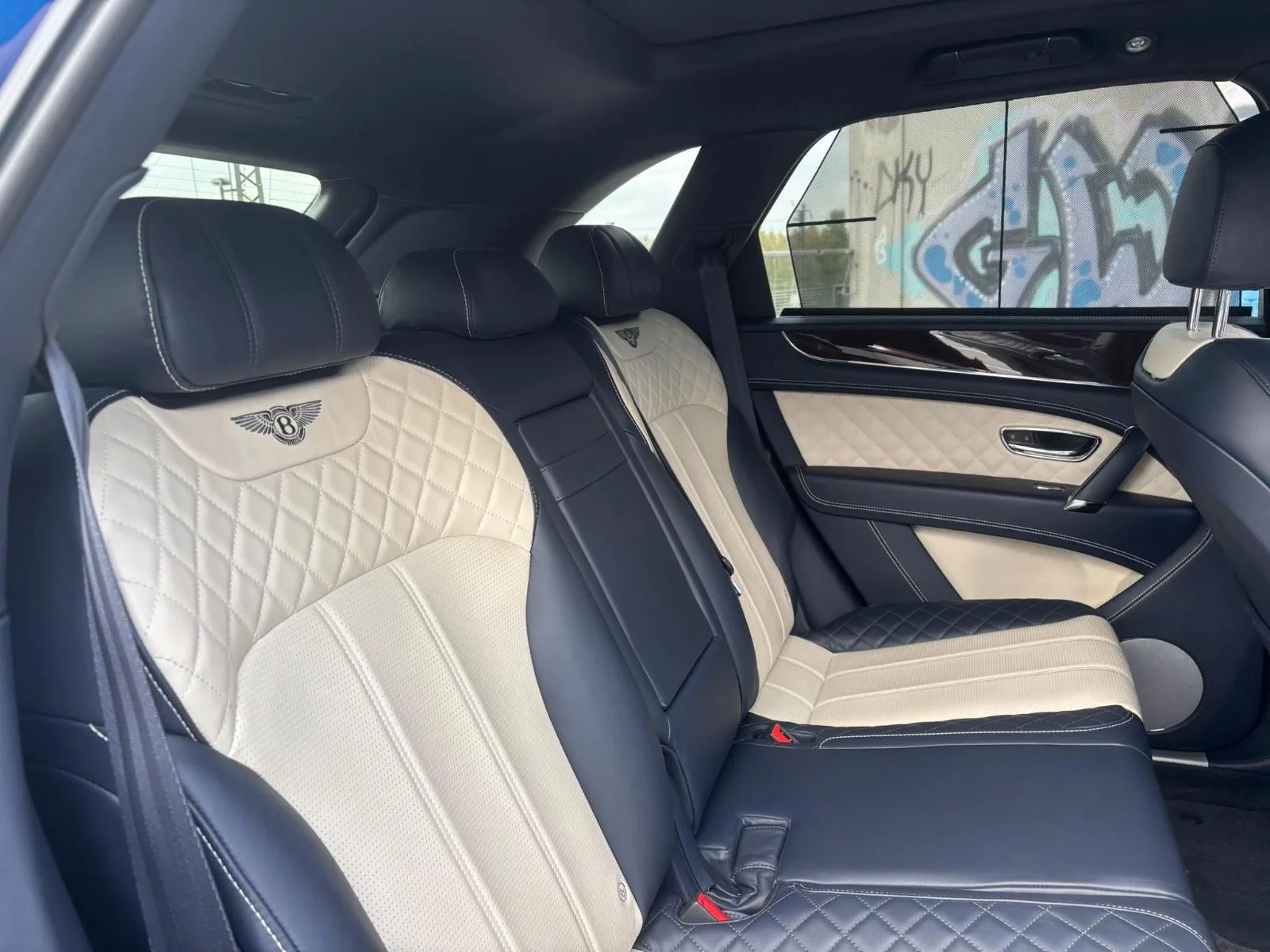 2017 Bentley Bentayga Diesel, 27/30