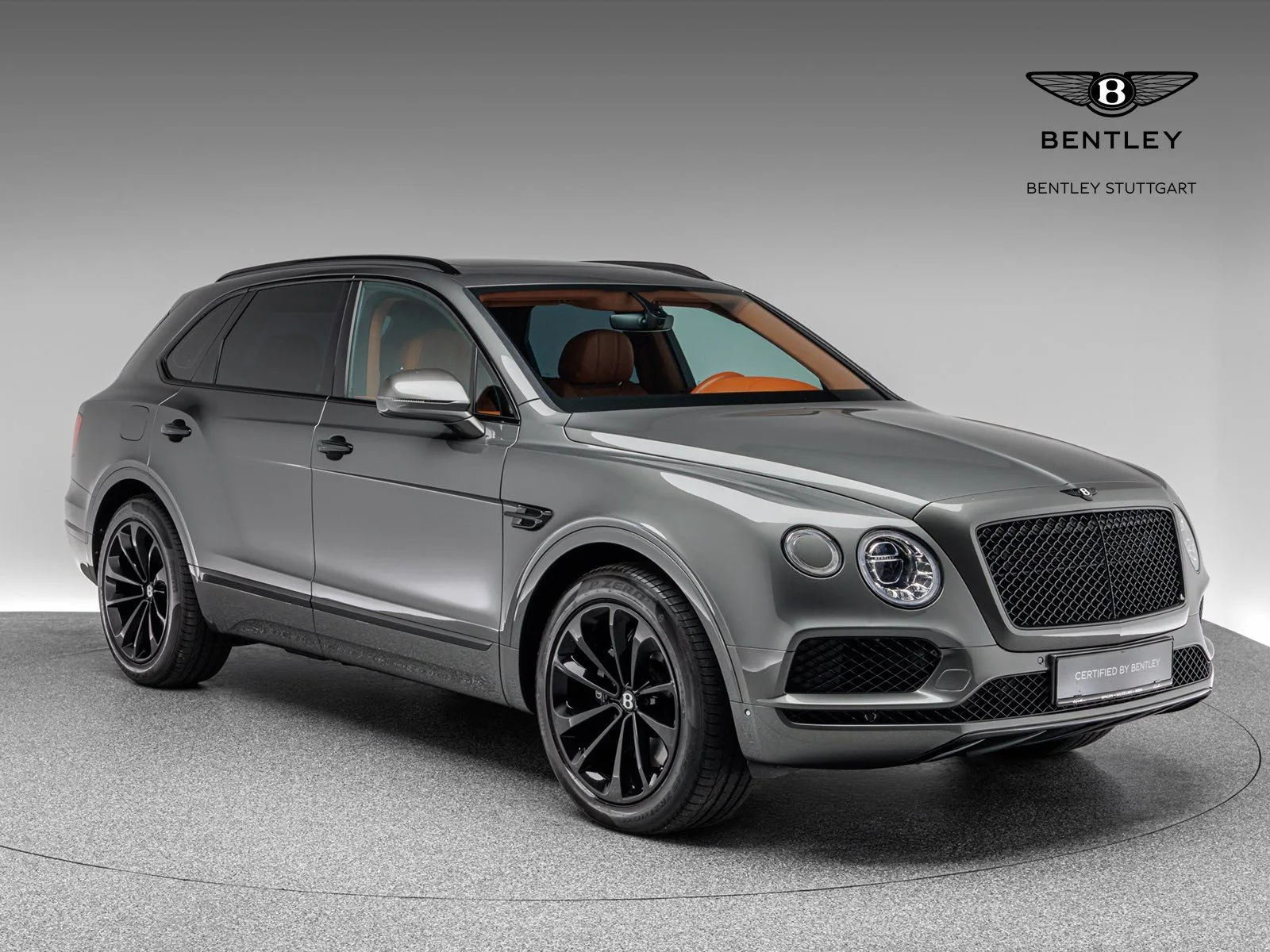 2017 Bentley Bentayga angeboten von einem Fachhändler in Böblingen, Deutschland, Hauptfoto