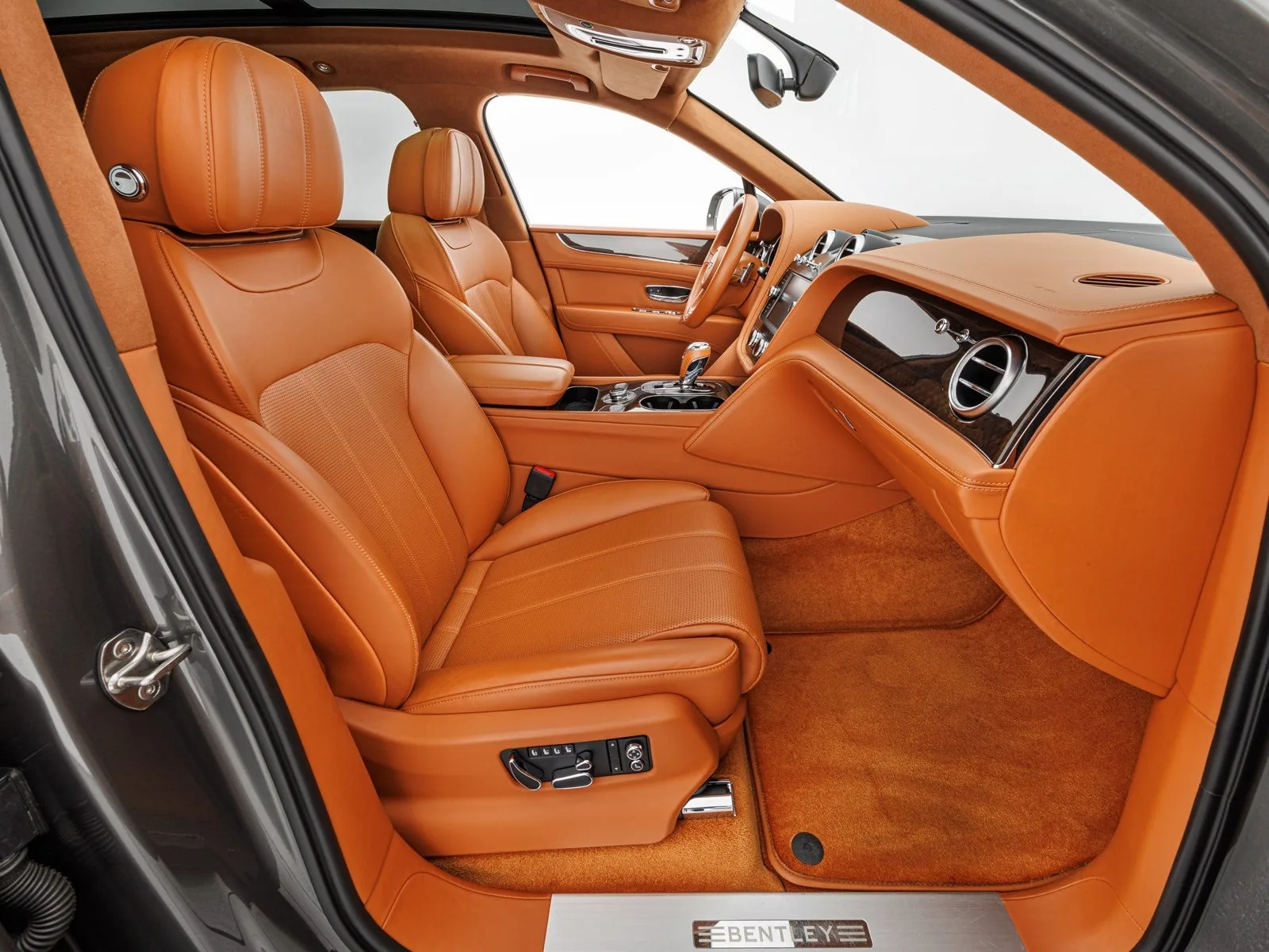 2017 Bentley Bentayga, 19/30