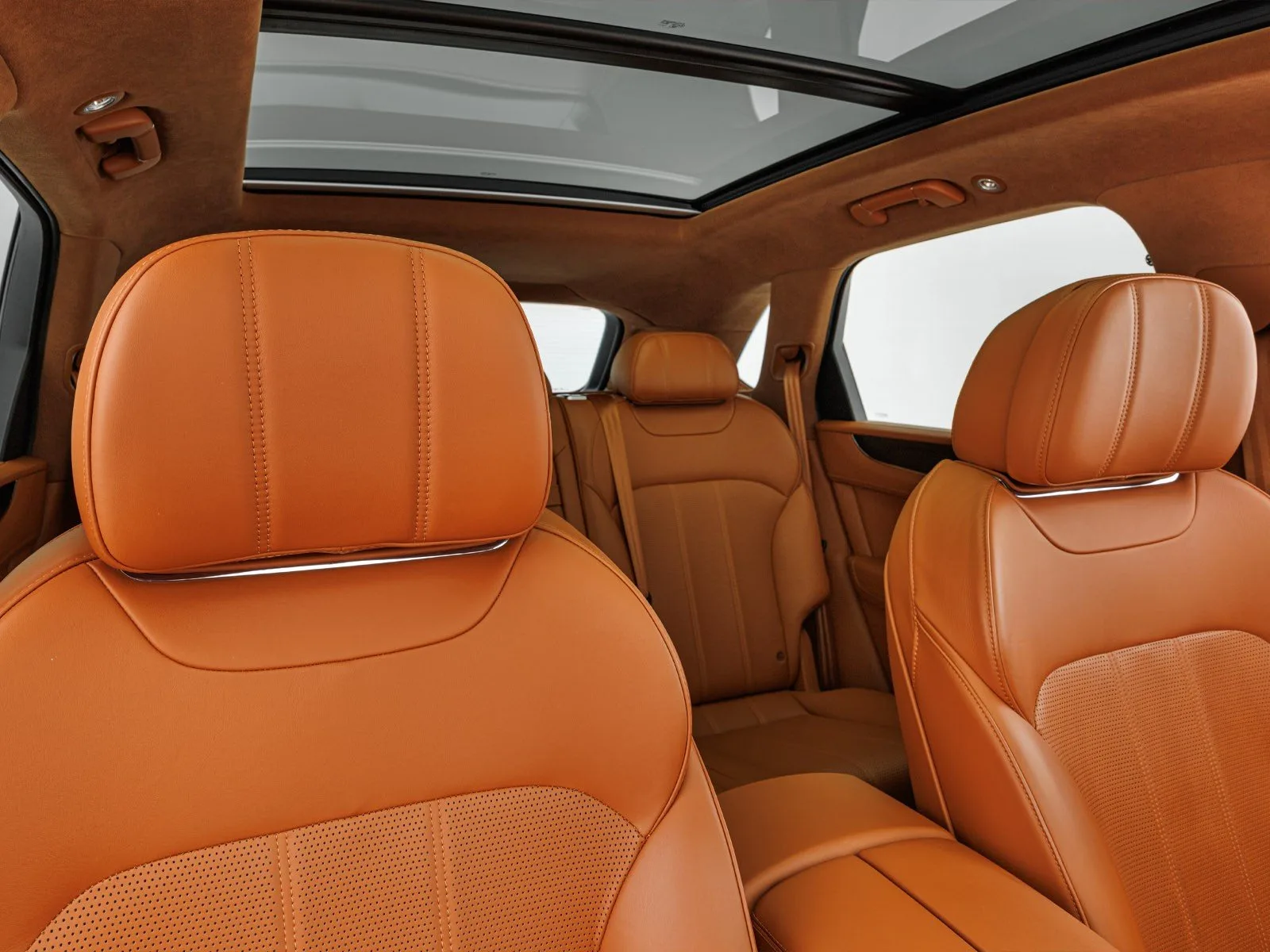 2017 Bentley Bentayga, 23/30