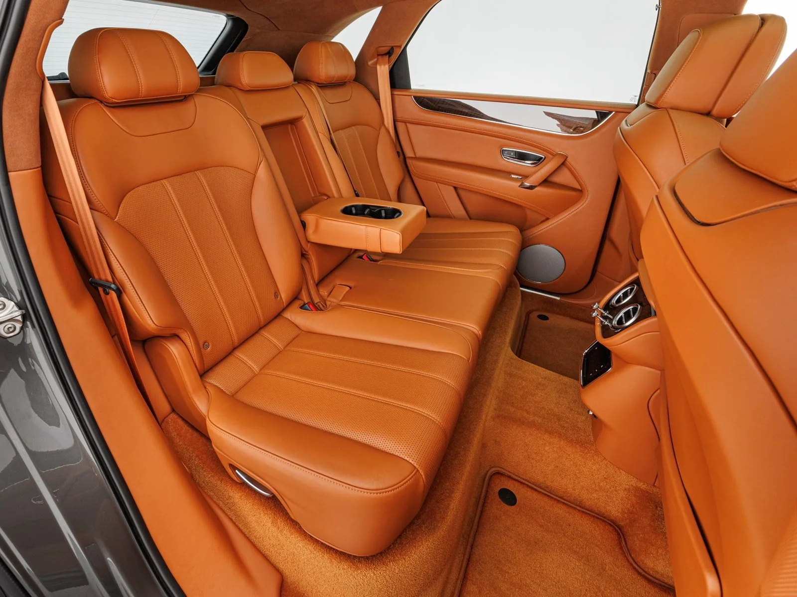 2017 Bentley Bentayga, 24/30