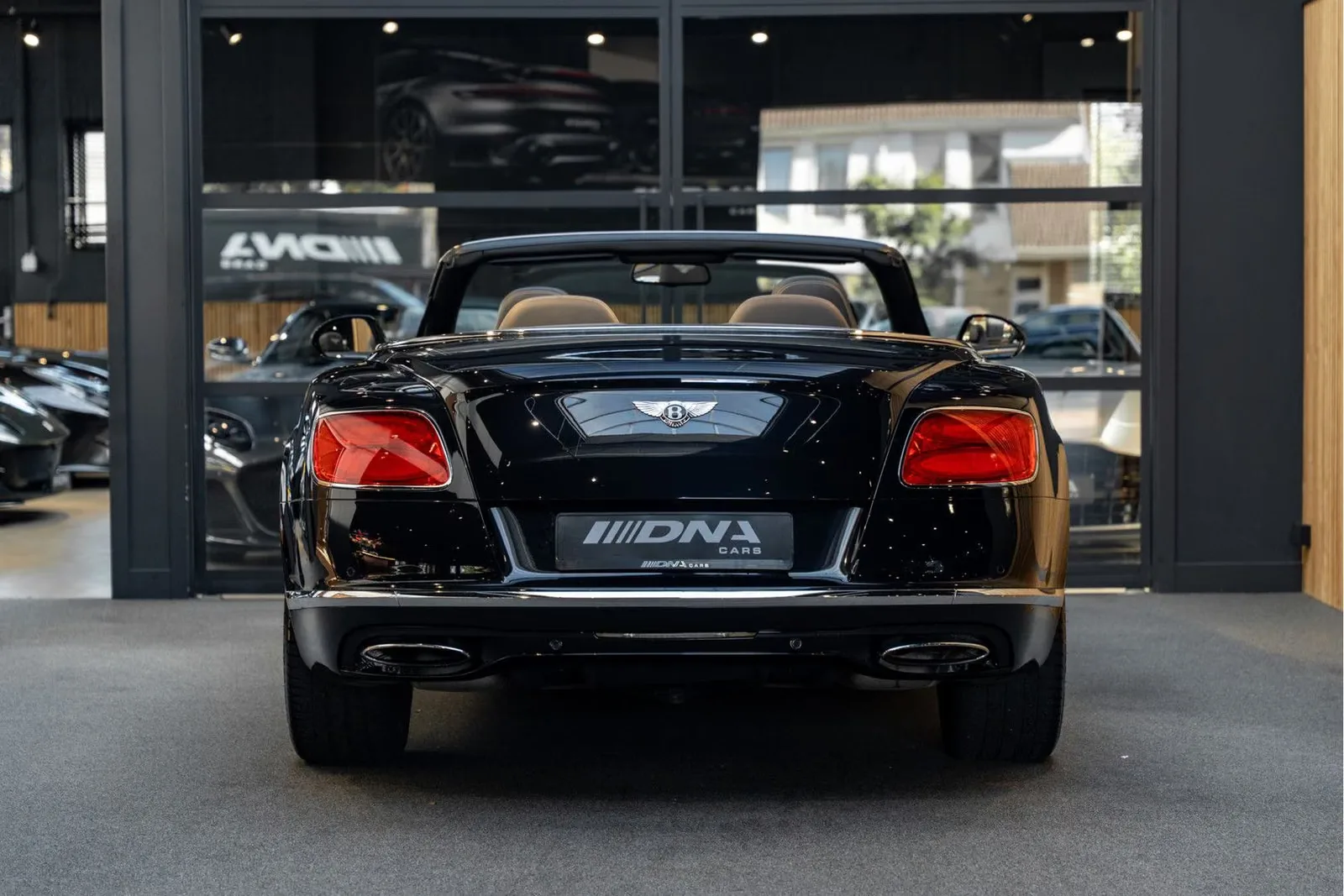 2017 Bentley Continental GTC W12, 4/30