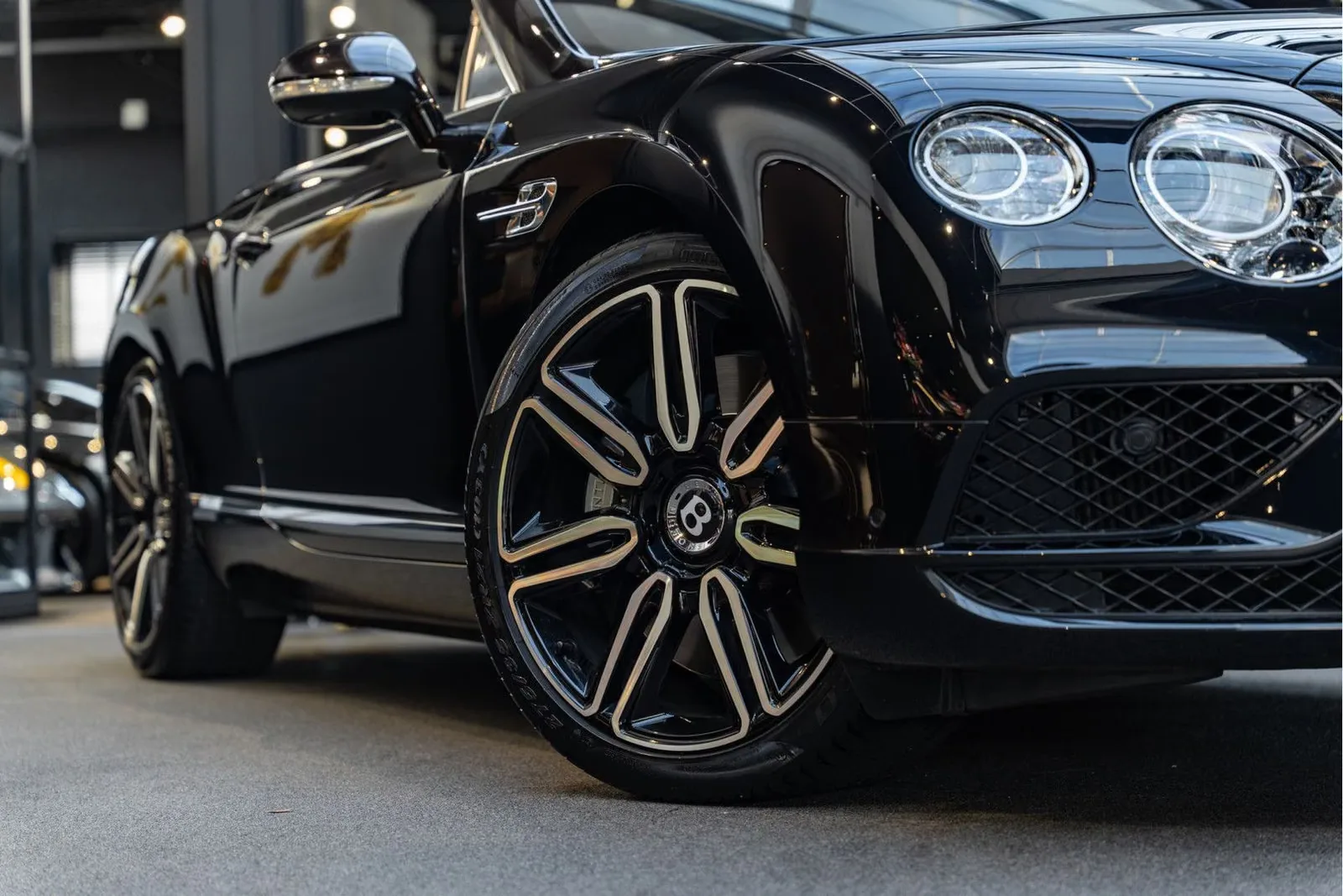 2017 Bentley Continental GTC W12, 13/30