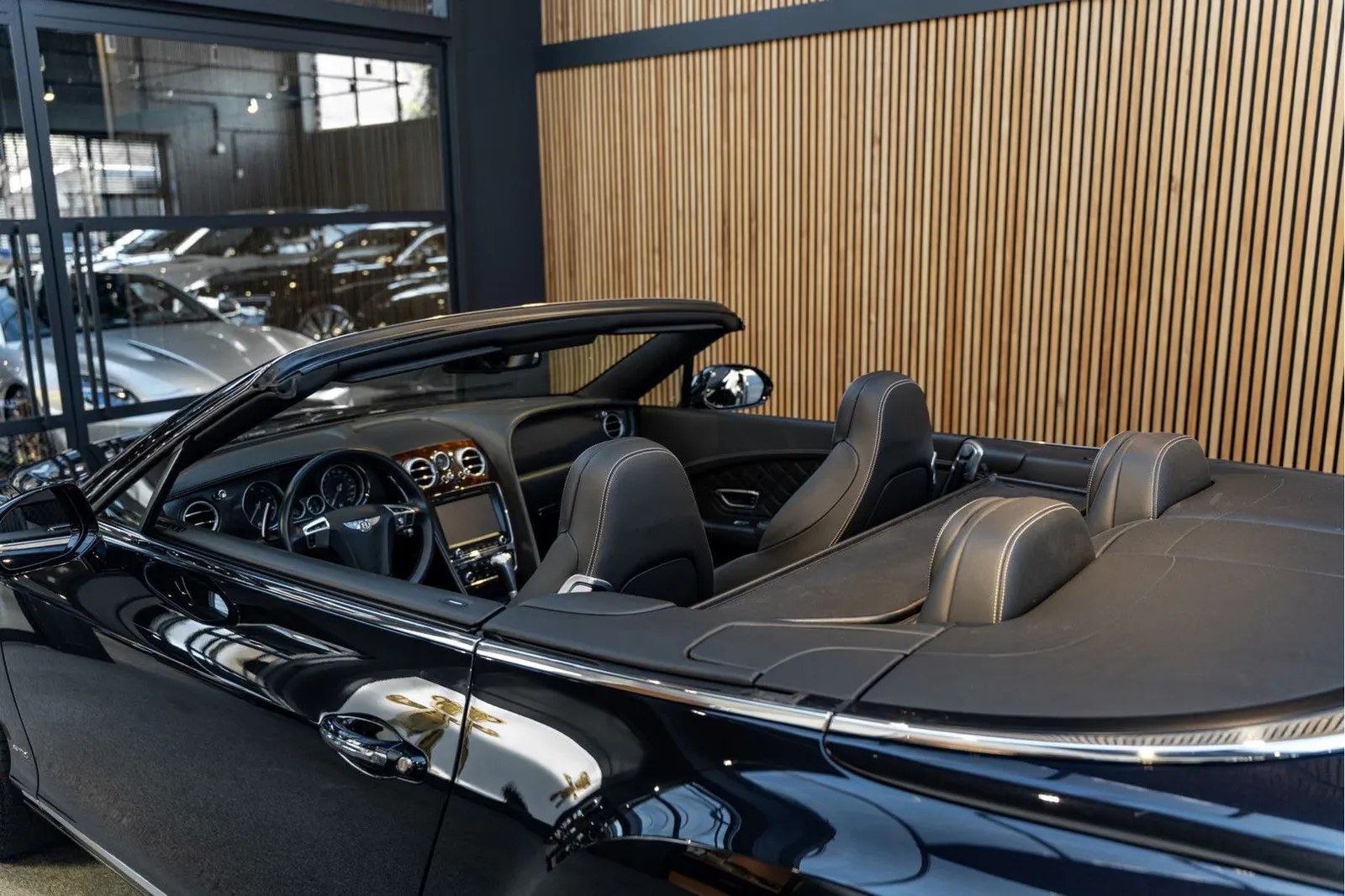 2017 Bentley Continental GTC W12, 22/30