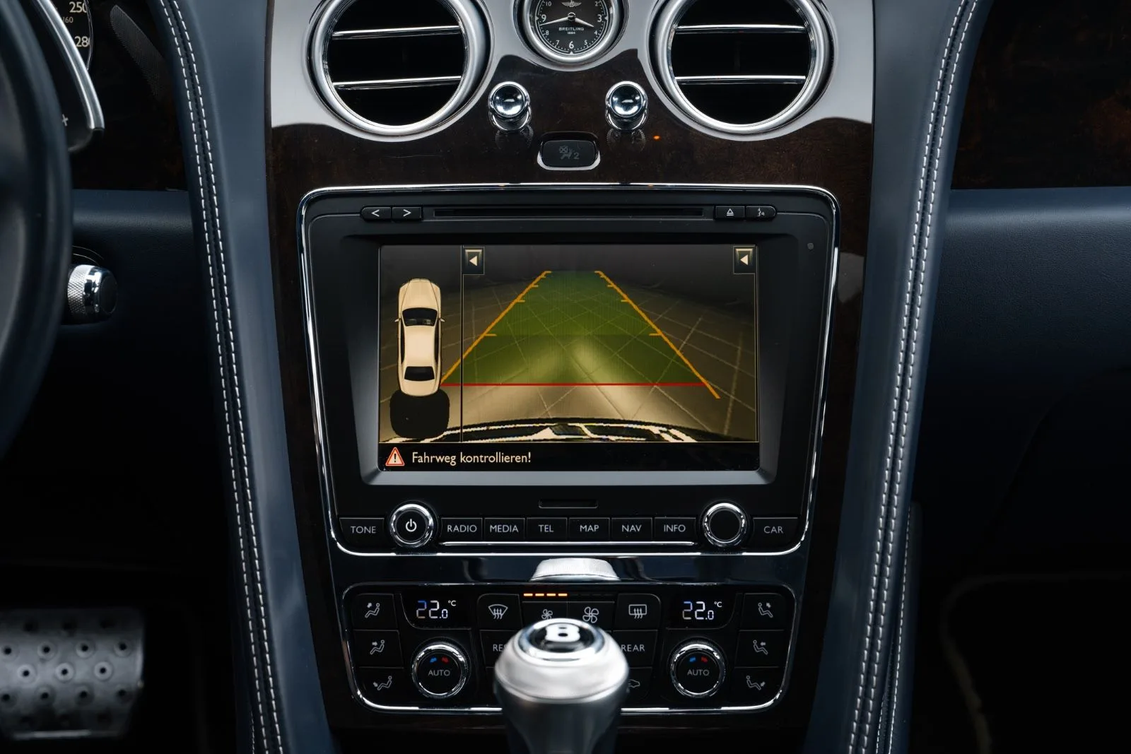 2017 Bentley Flying Spur V8 S, 17/24