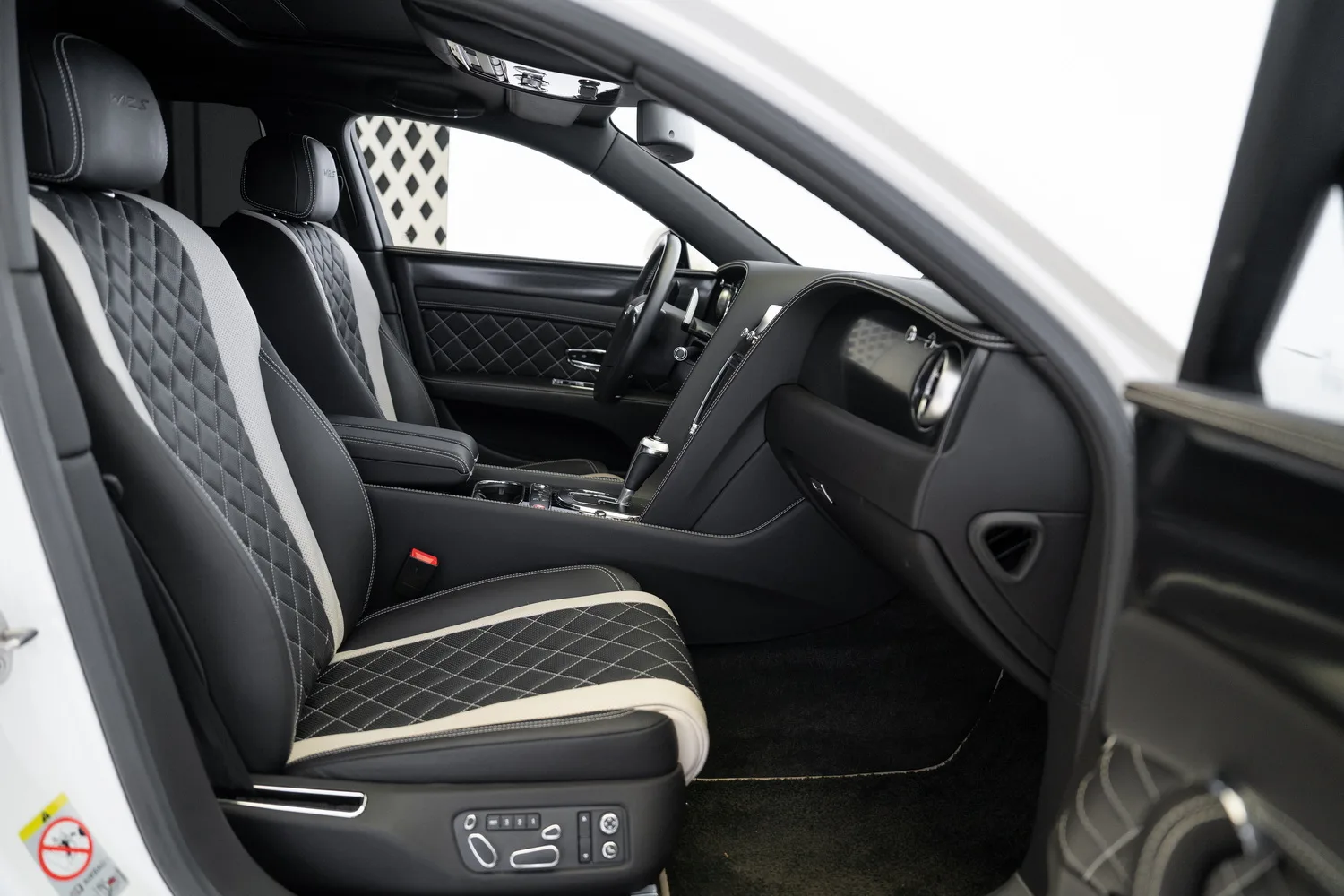 2017 Bentley Flying Spur W12 S, 13/14