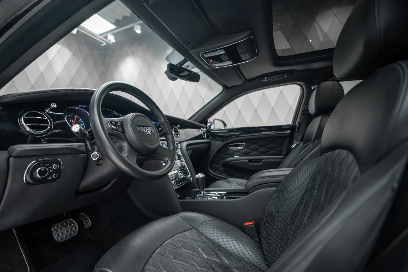 2017 Bentley Mulsanne Speed angeboten von einem Supersportwagenhändler in Schenefeld, Deutschland, Foto 10 von 20