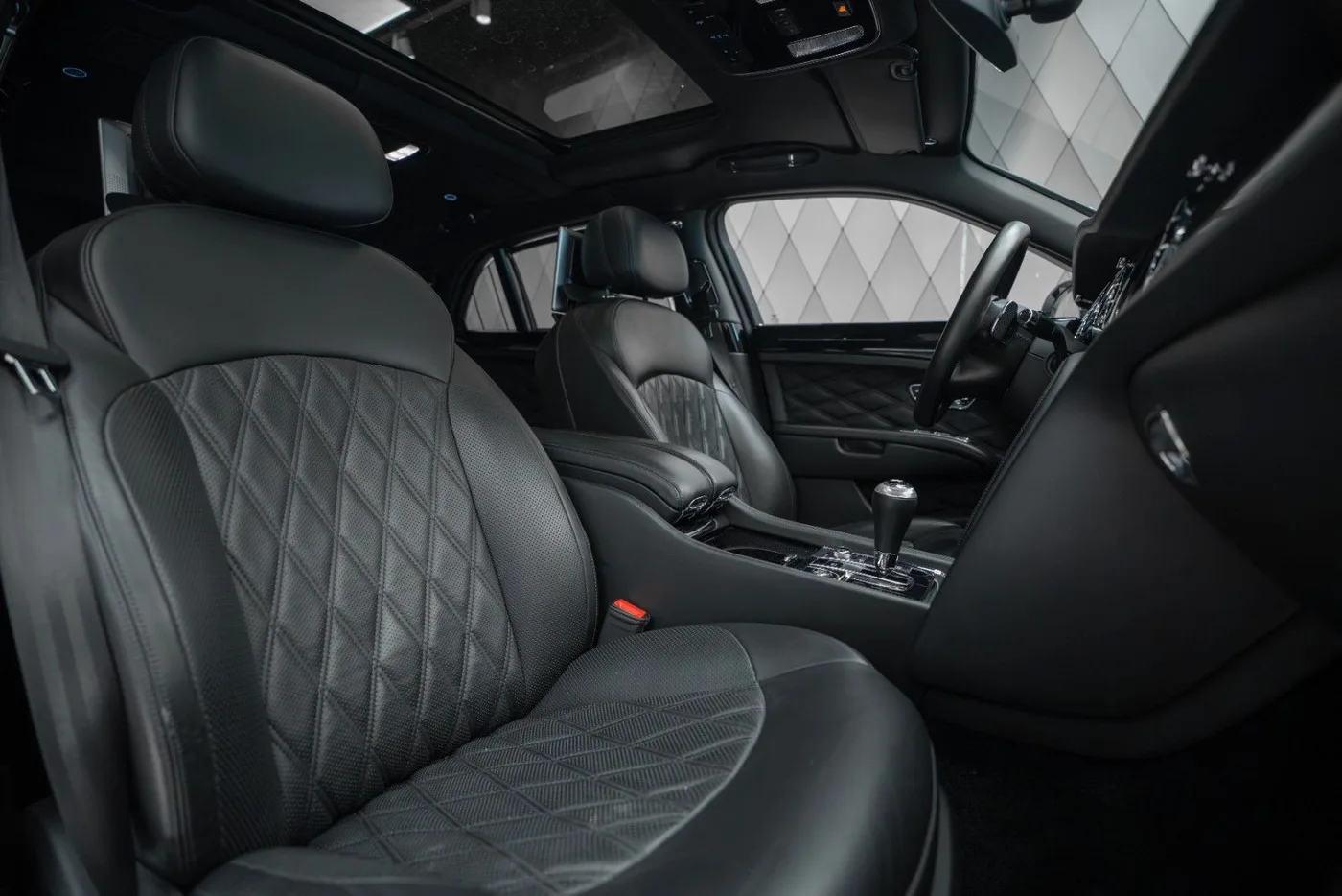 2017 Bentley Mulsanne Speed angeboten von einem Supersportwagenhändler in Schenefeld, Deutschland, Foto 12 von 20