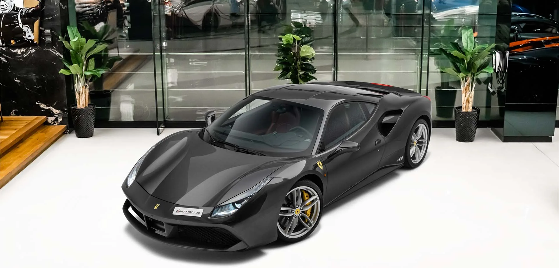 2017 Ferrari 488 GTB angeboten von einem Fachhändler in Dubai, Vereinigte Arabische Emirate, Hauptfoto