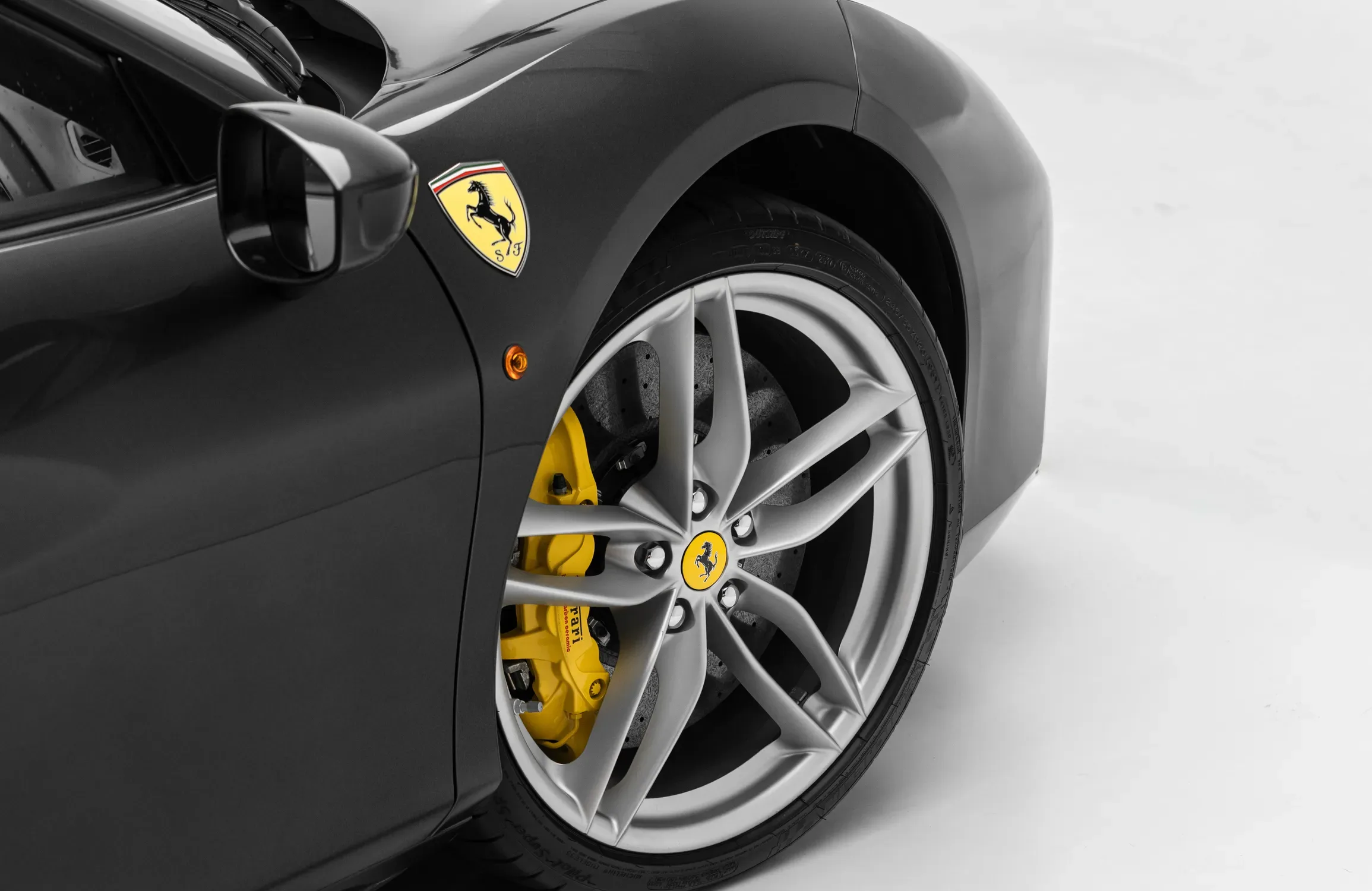 2017 Ferrari 488 GTB, 15/28
