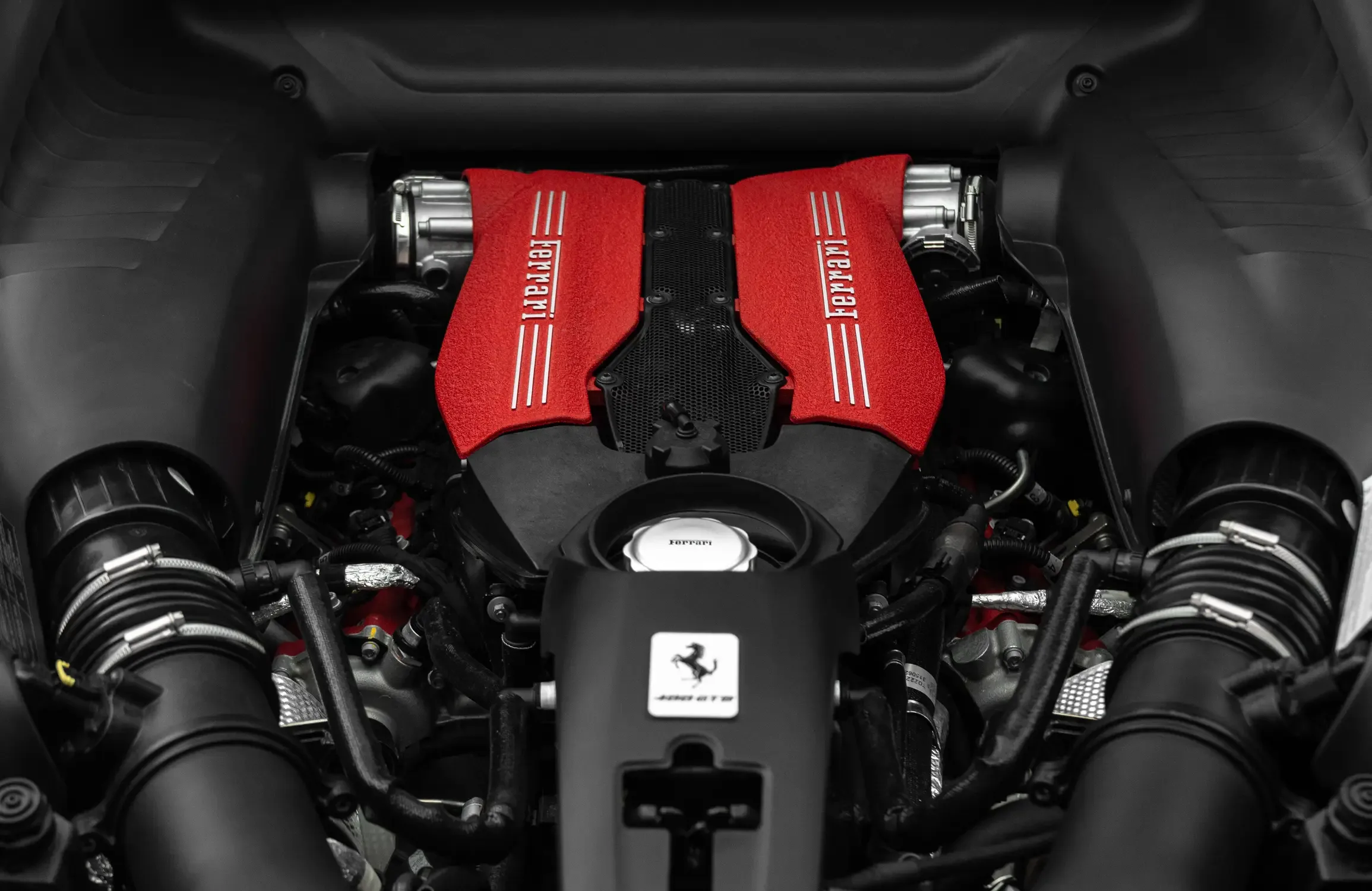 2017 Ferrari 488 GTB, 24/28