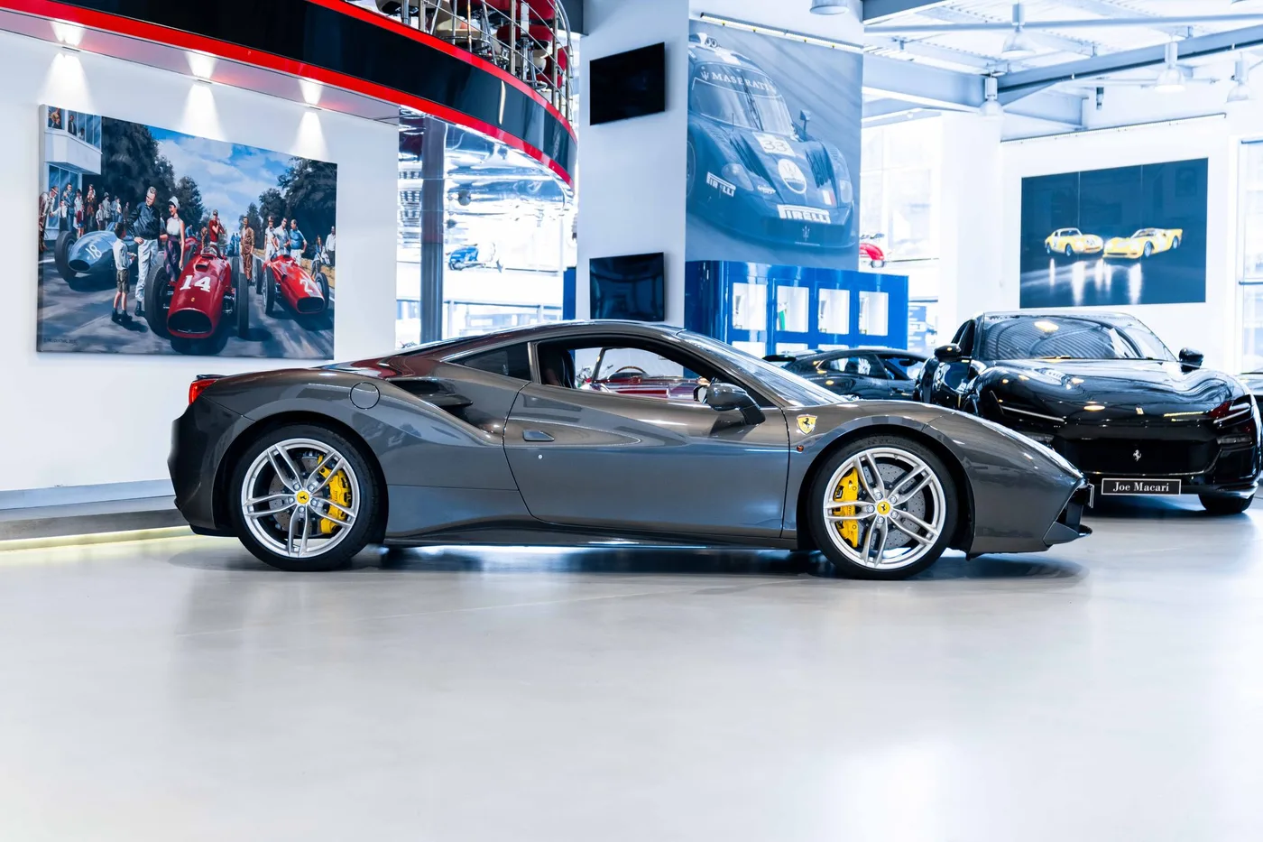 2017 Ferrari 488 GTB angeboten von einem Oldtimerspezialisten in London, Vereinigtes Königreich, Foto 6 von 22