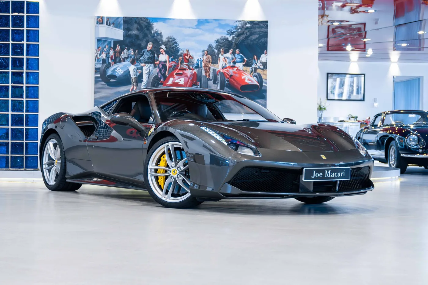 2017 Ferrari 488 GTB angeboten von einem Oldtimerspezialisten in London, Vereinigtes Königreich, Foto 7 von 22