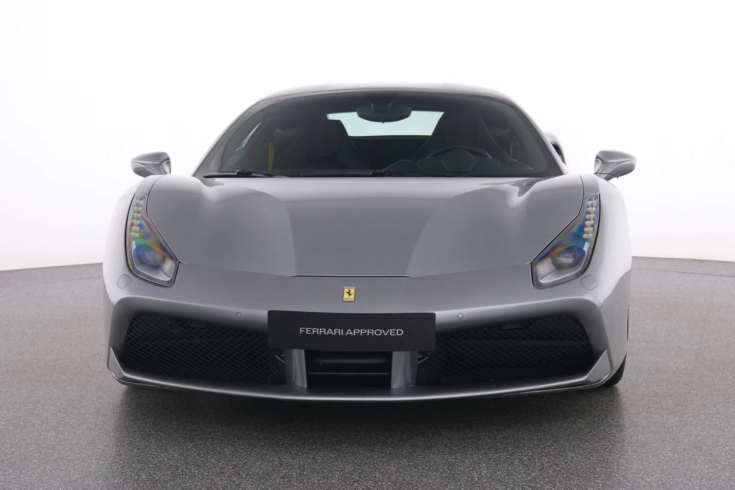 2017 Ferrari 488 GTB, 2/6