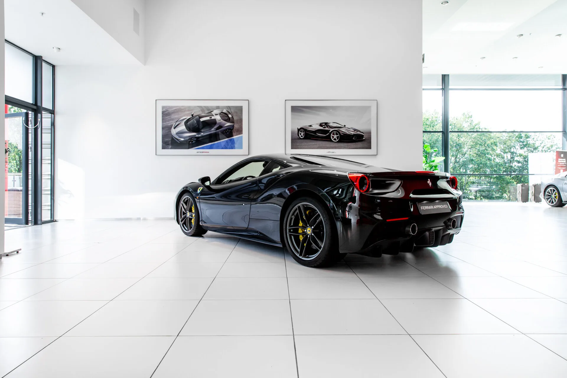 2017 Ferrari 488 GTB, 2/30