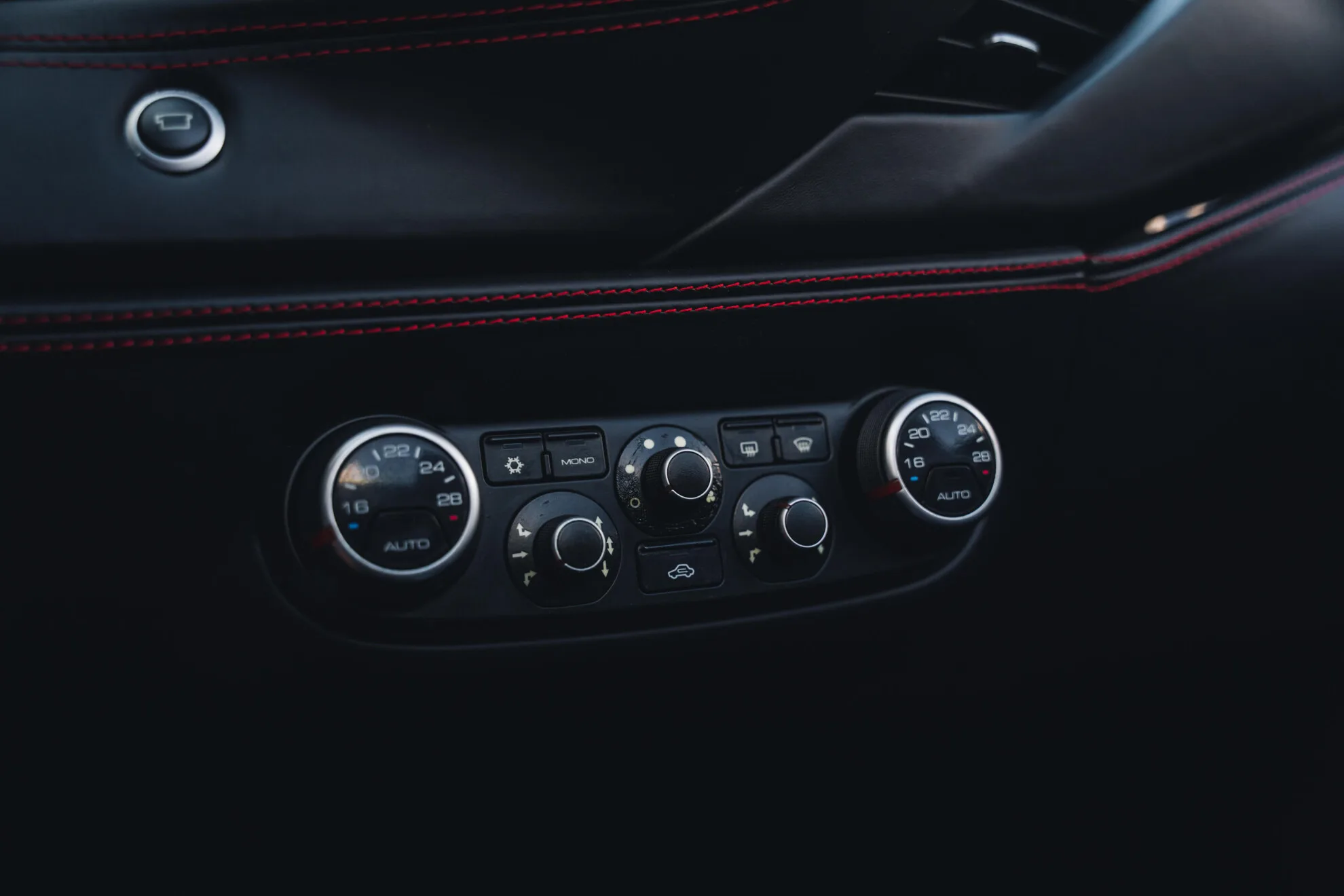 2017 Ferrari 488 Spider, 25/30