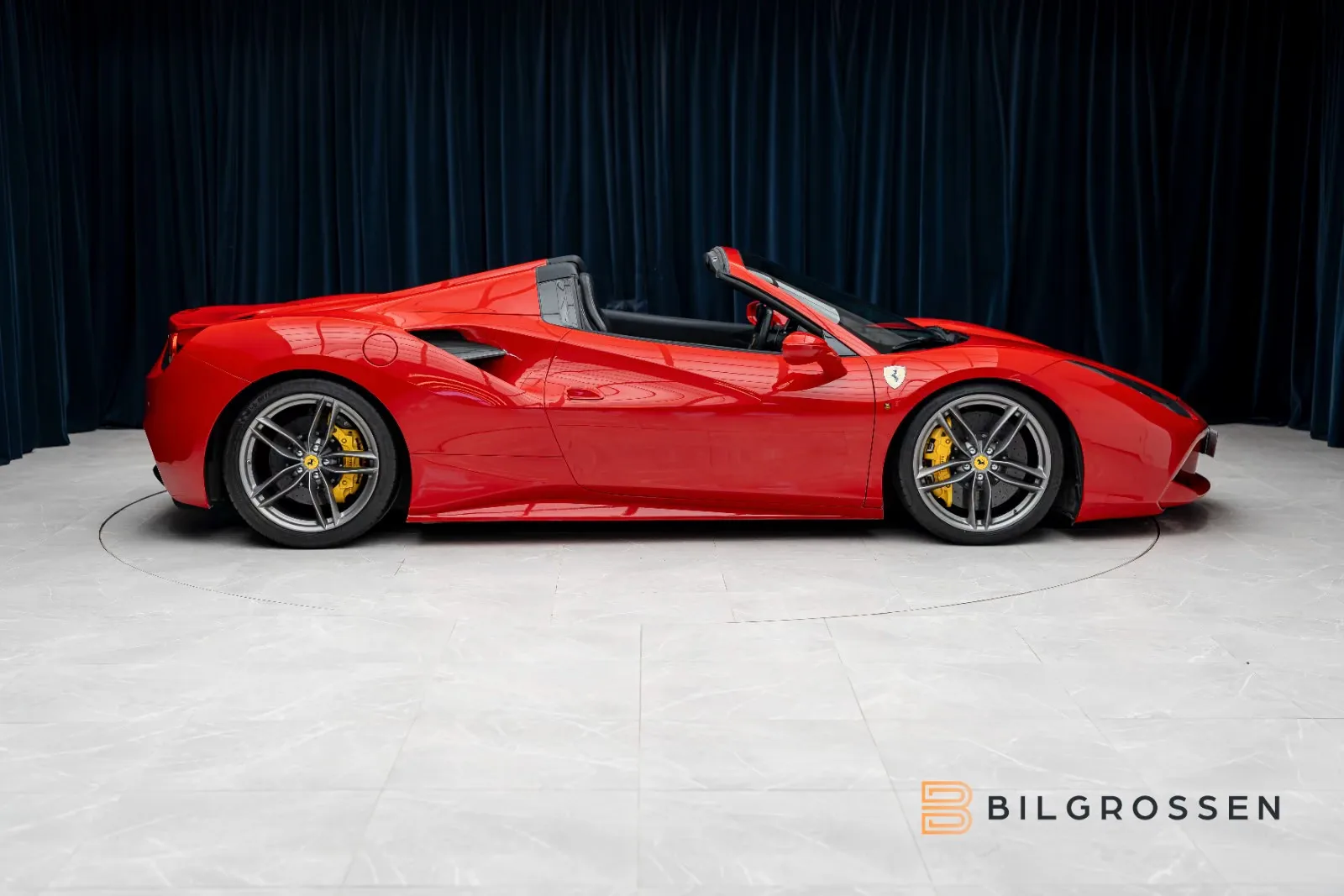 2017 Ferrari 488 Spider, 6/27