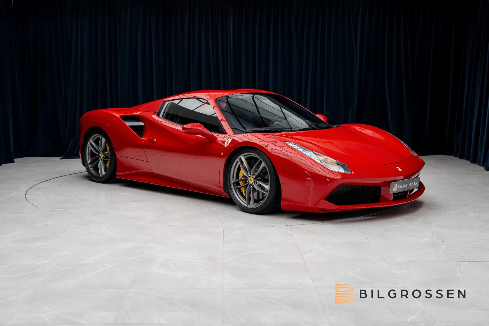 2017 Ferrari 488 Spider, 8/27