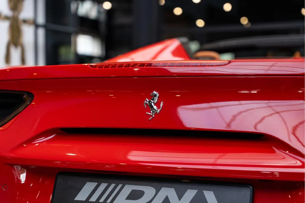 2017 Ferrari 488 Spider, 18/29