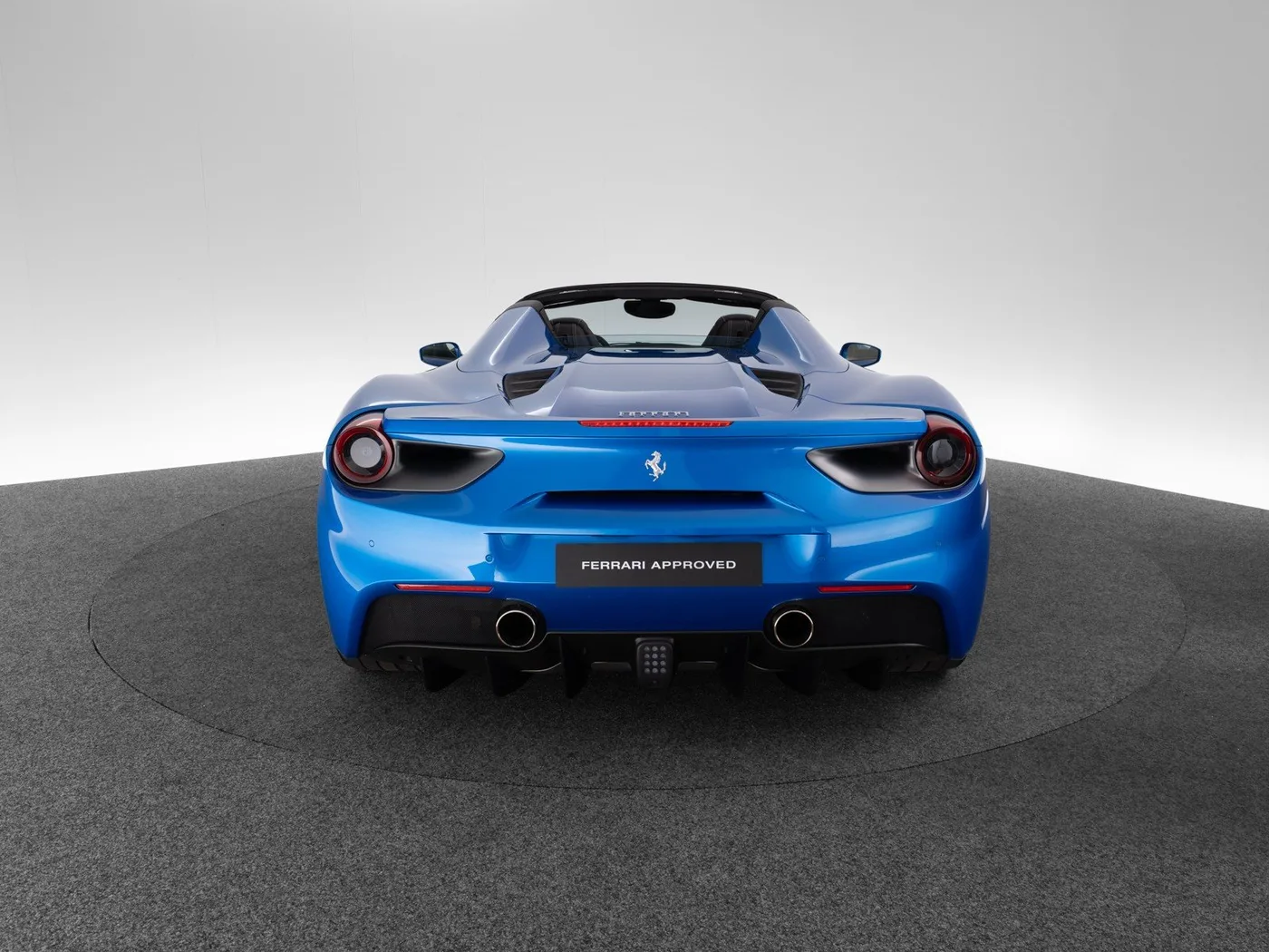 2017 Ferrari 488 Spider angeboten von einem Fachhändler in Singen, Deutschland, Foto 6 von 15