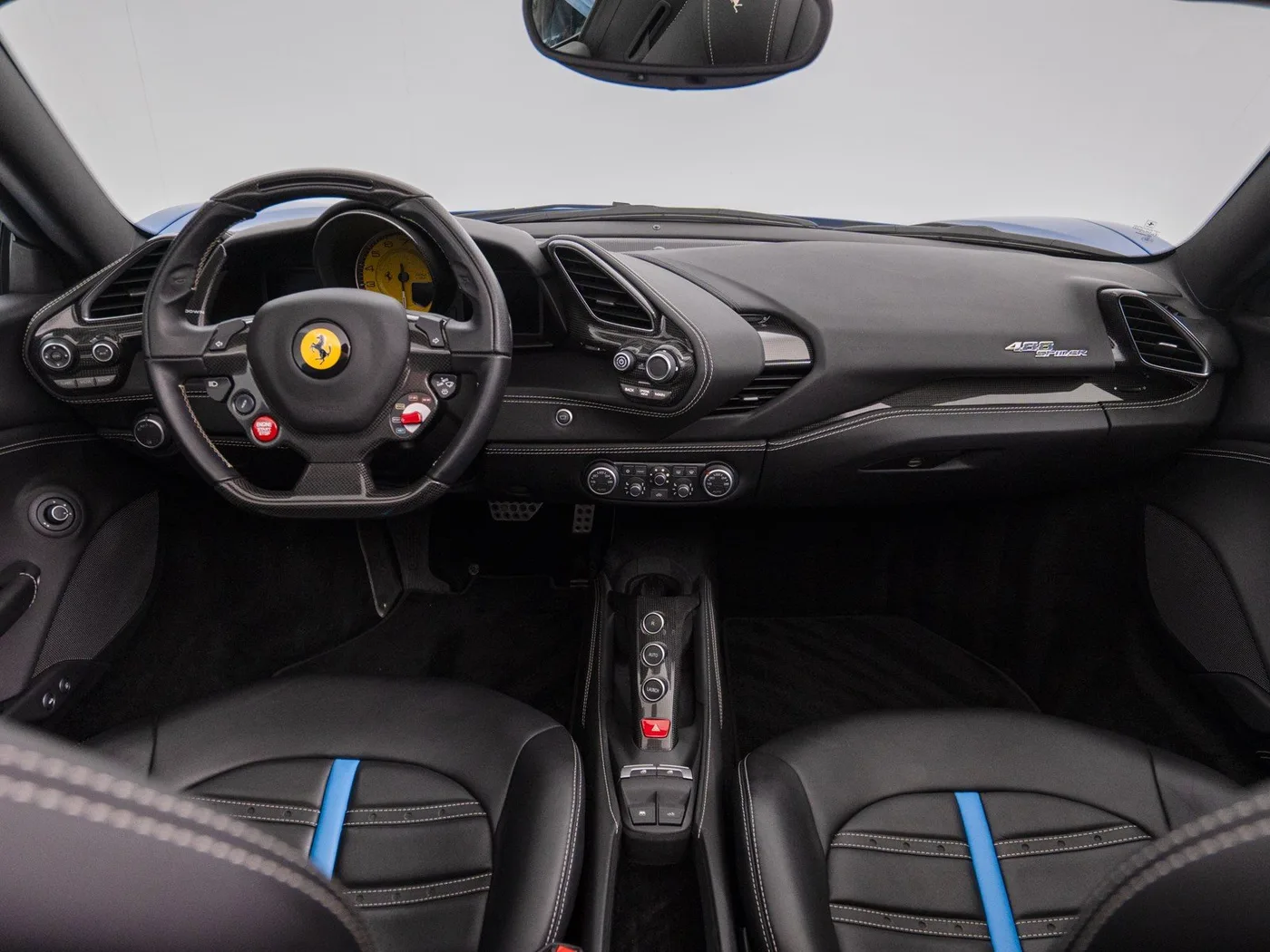 2017 Ferrari 488 Spider angeboten von einem Fachhändler in Singen, Deutschland, Foto 10 von 15