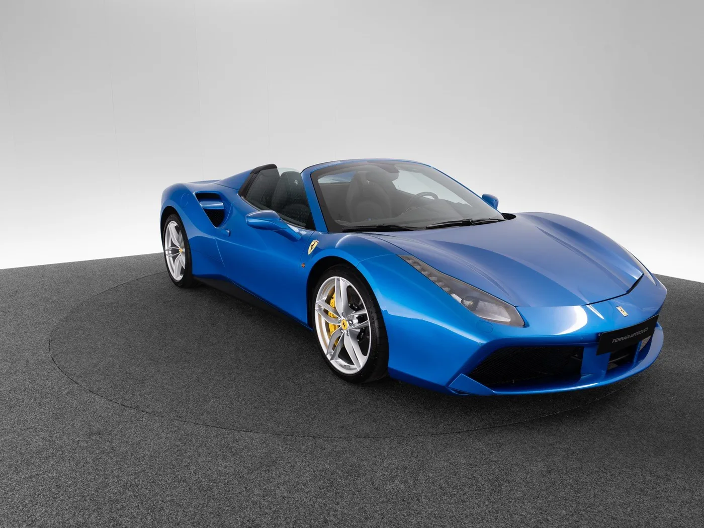 2017 Ferrari 488 Spider angeboten von einem Fachhändler in Singen, Deutschland, Foto 15 von 15