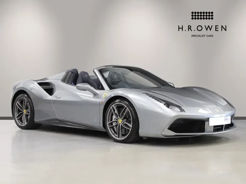 2017 Ferrari 488 Spider angeboten von einer Vertragshändlergruppe in Cheltenham, Vereinigtes Königreich, Hauptfoto
