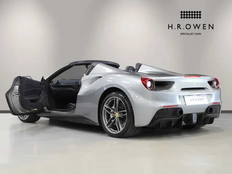 2017 Ferrari 488 Spider, 16/29